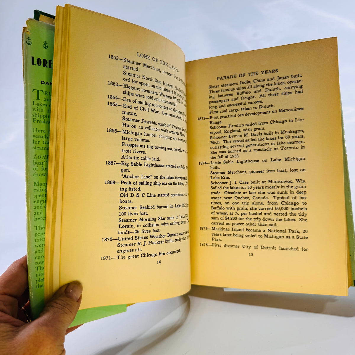 Lore of the Lakes Told in Story and Picture by Dana Thomas Bowen (1940), Fresh Water Press, Hardcover with Dust Jacket