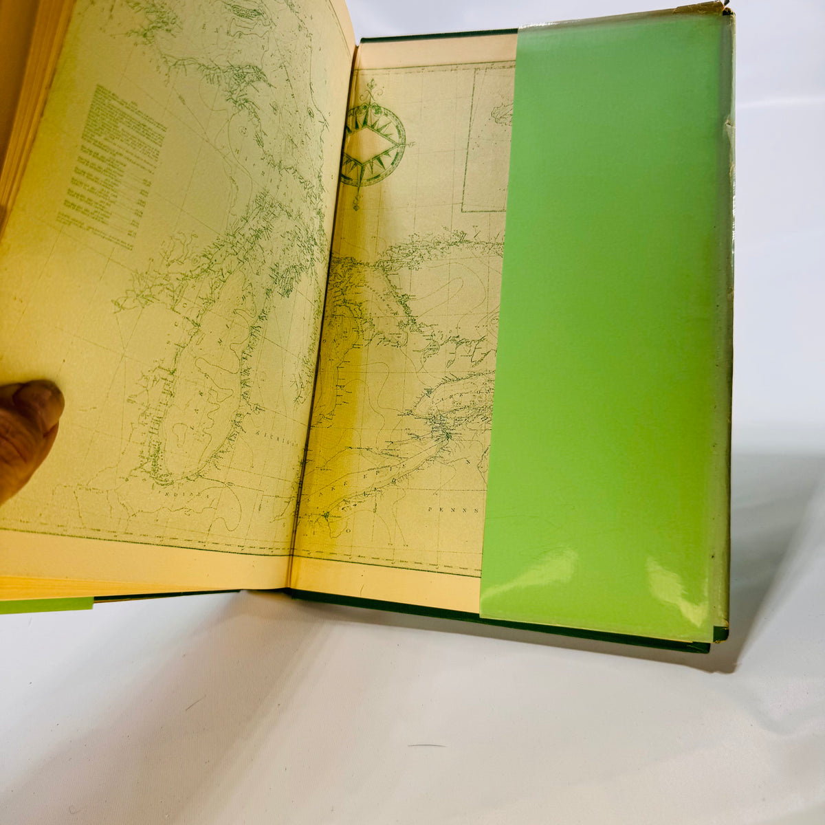 Lore of the Lakes Told in Story and Picture by Dana Thomas Bowen (1940), Fresh Water Press, Hardcover with Dust Jacket
