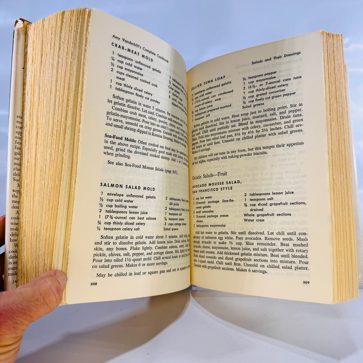Amy Vanderbilt's Complete Cookbook 1961 Doubleday and Company Hardcover