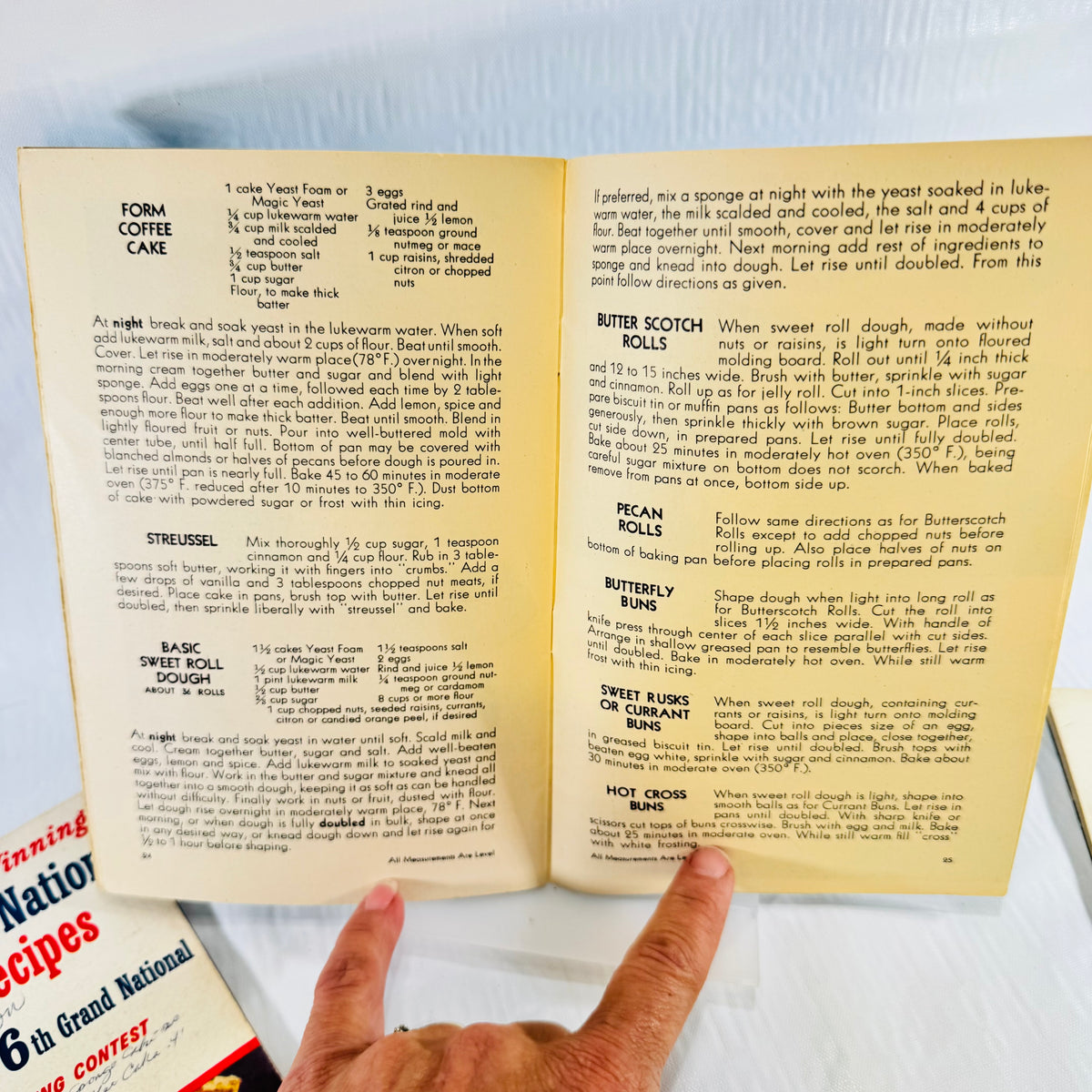 Metropolitan Cook Book 1955 Recipe Pamphlet Bundle with Pillsbury and Art of Making Bread
