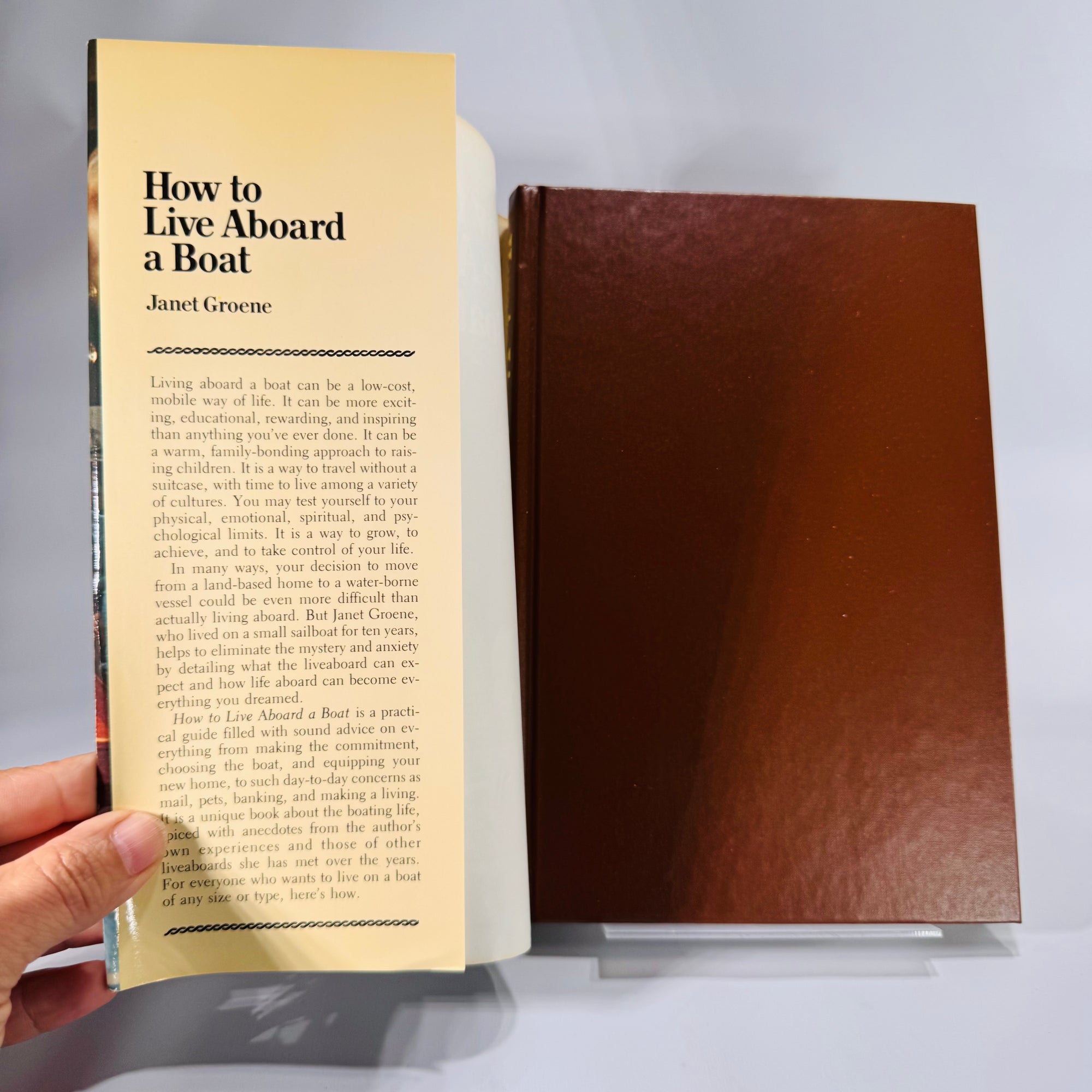 How to Live Aboard a Boat (1983) — Janet Groene | Practical Guide with B&W Photos, Nautical Living & Seamanship