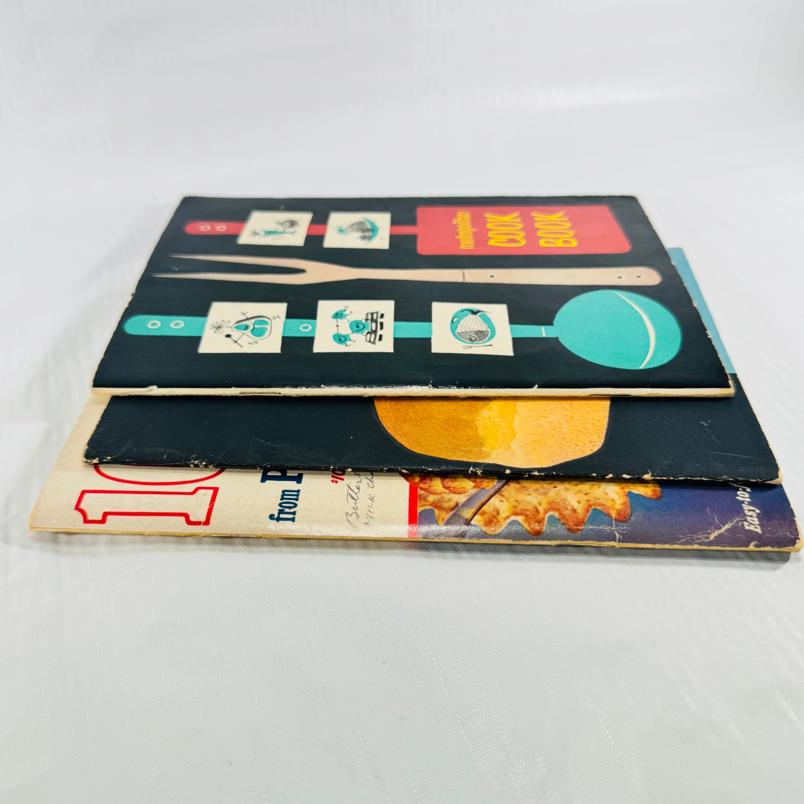 Metropolitan Cook Book 1955 Recipe Pamphlet Bundle with Pillsbury and Art of Making Bread