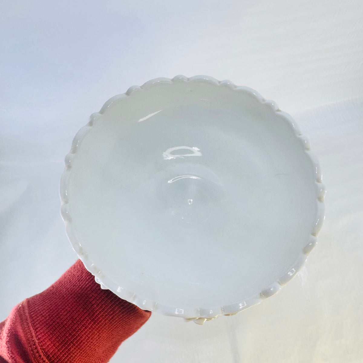 Fenton Cabbage Rose White Milk Glass Compote 9222 MI Pedestal Candy Dish