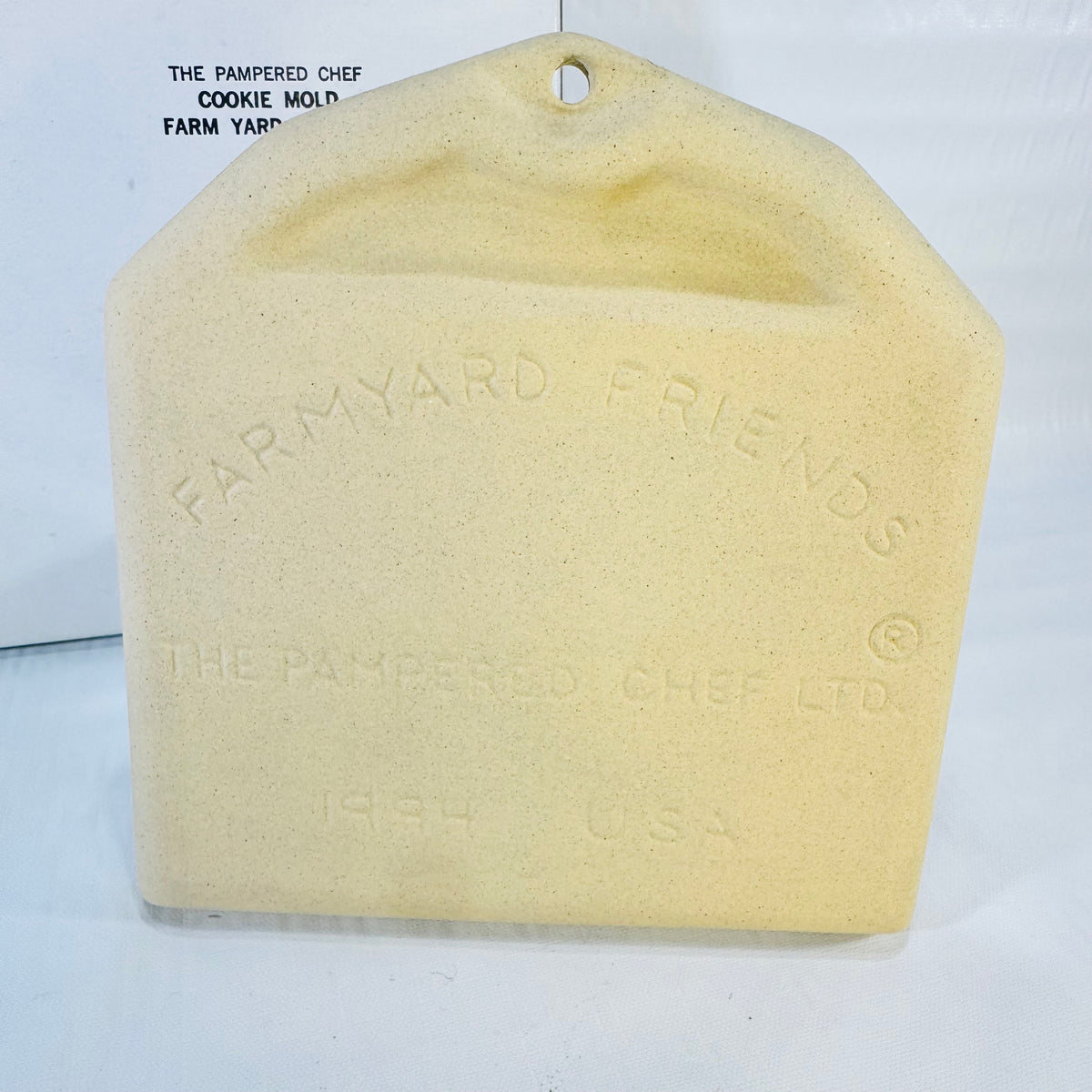 Pampered Chef Farm Yard Friends 1994 Stoneware Cookie Mold with Box