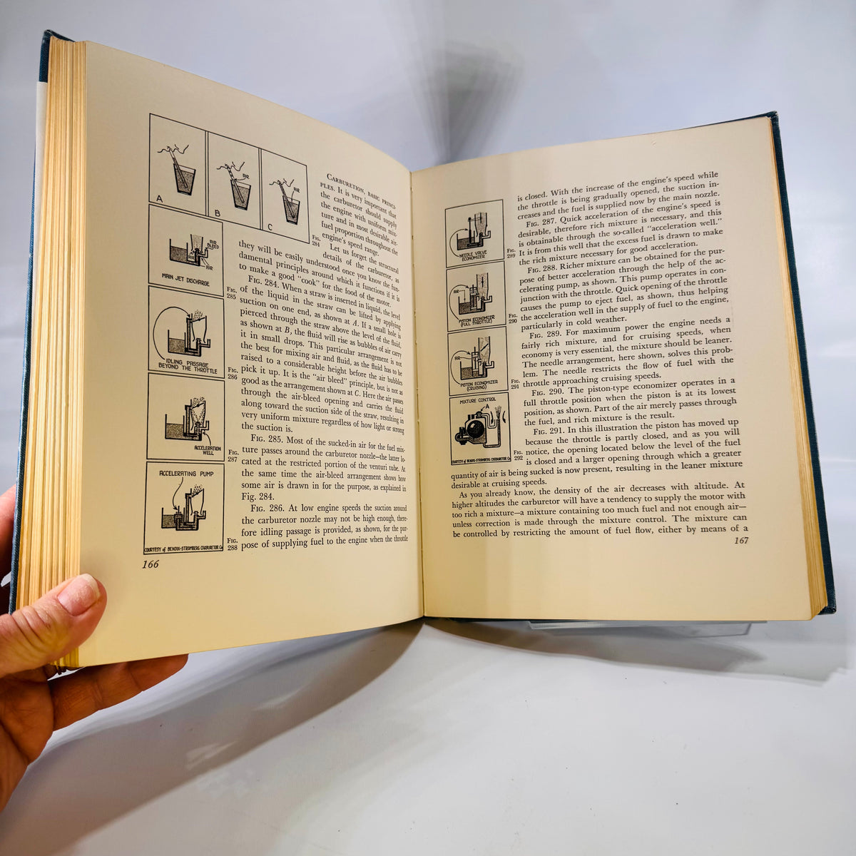 Youg Wings: An Aviation Book by Assen Jordanoff (1939), Funk & Wagnalls Company, Hardcover