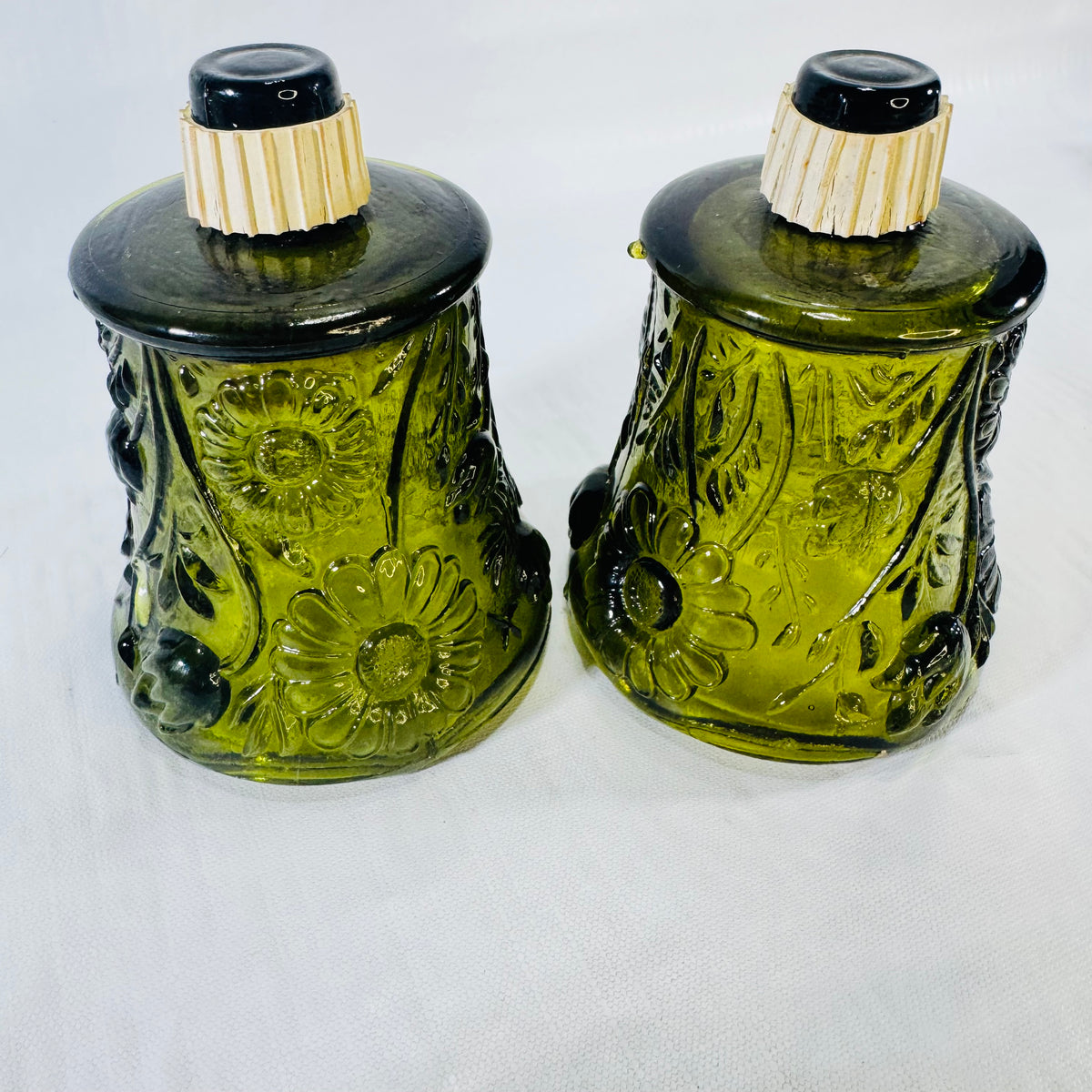 HOMCO Green Daisy Glass Peg Votive Candle Holders 1970s Pair