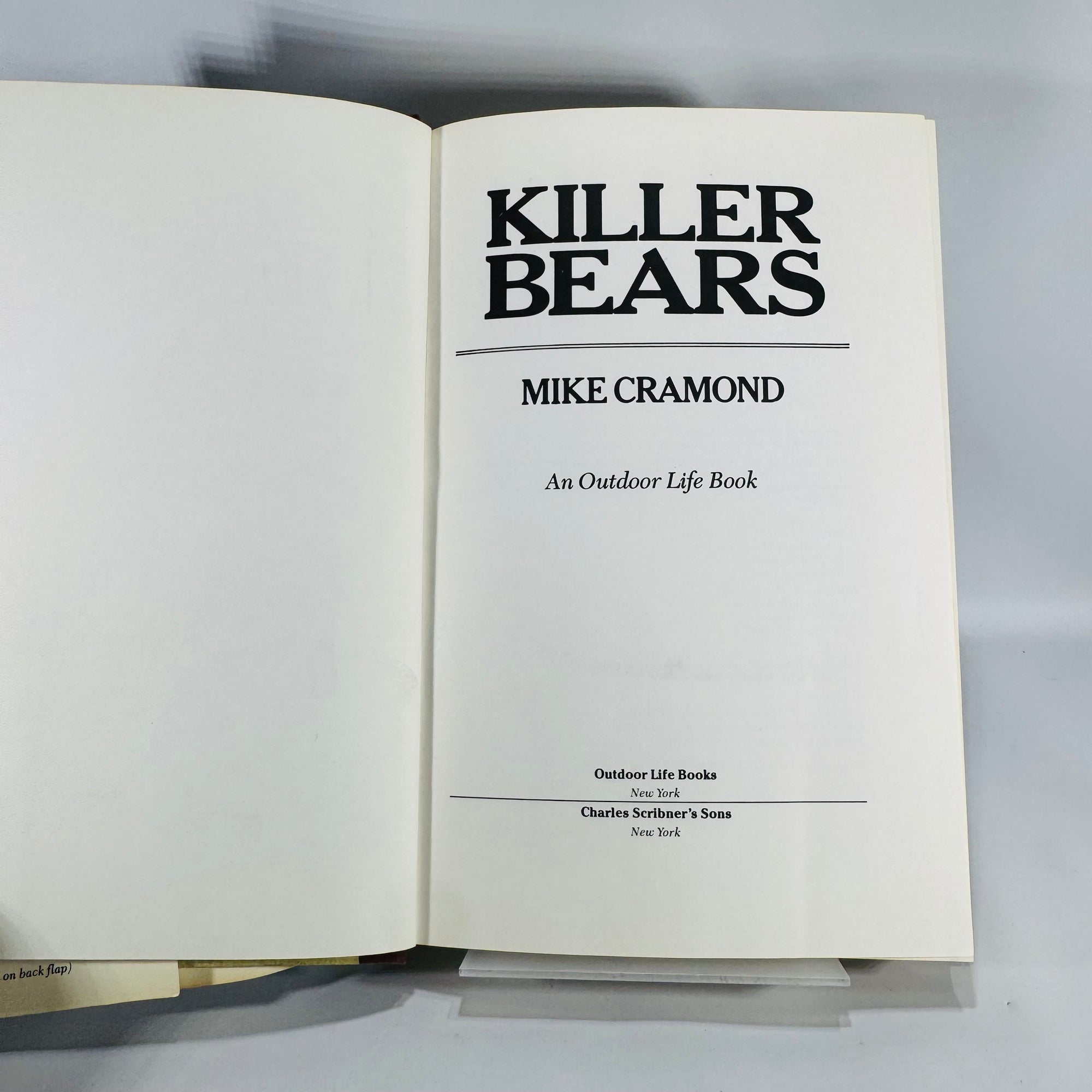 Wildlife & Outdoor Survival — Killer Bears (1981) — Mike Cramond | Dust-Jacketed Hardcover, Natural History
