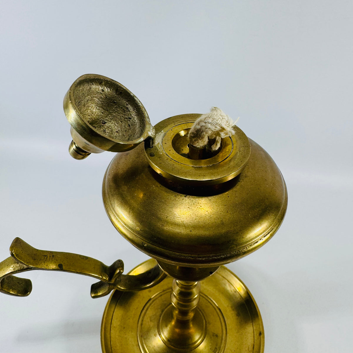Vintage Solid Brass Whale Oil Finger Lamp | Hinged Lid Brass Lighting Collectible