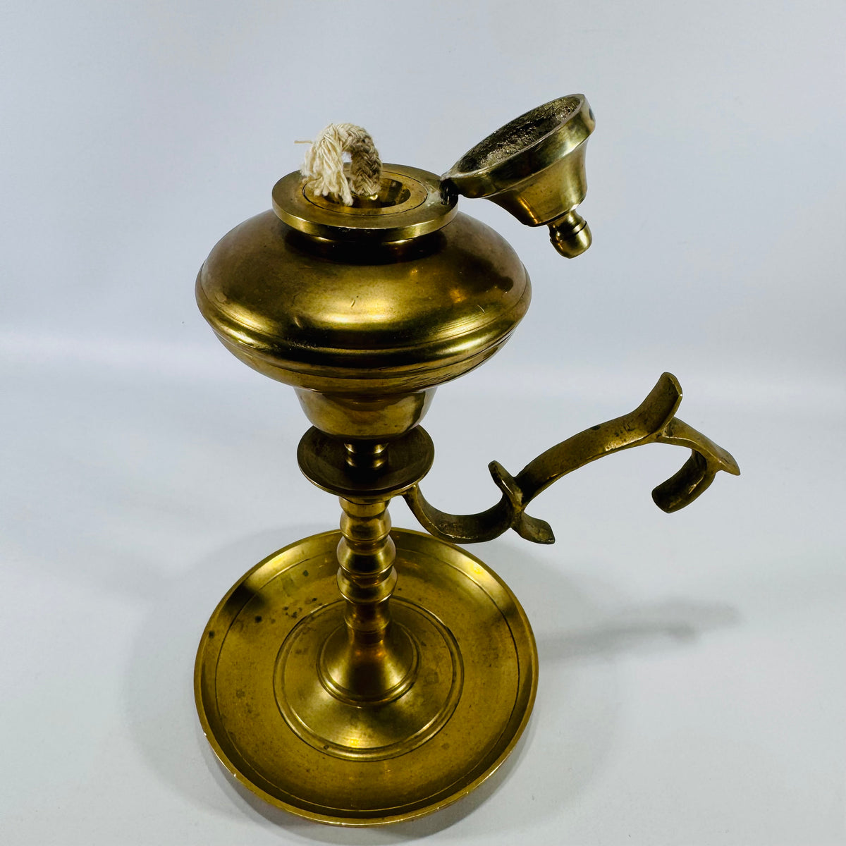 Vintage Solid Brass Whale Oil Finger Lamp | Hinged Lid Brass Lighting Collectible