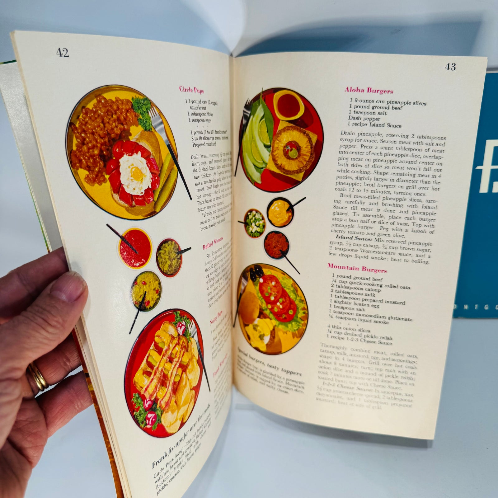 Vintage Cookbook Bundle — Shortcut Cooking + Home Freezing Meredith Corporation & Montgomery Ward | 1949 / 1968