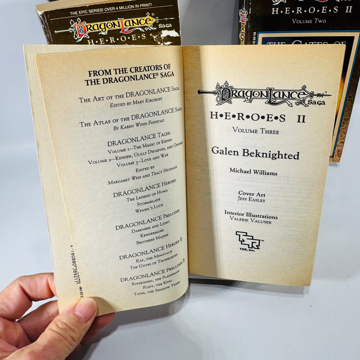 Dragonlance Heroes Paperback Book Bundle — The Legend of Huma, The Gates of Thorbardin, Galen Beknighted Richard A. Knaak, Dan Parkinson, Michael Williams | TSR | 1988–1990