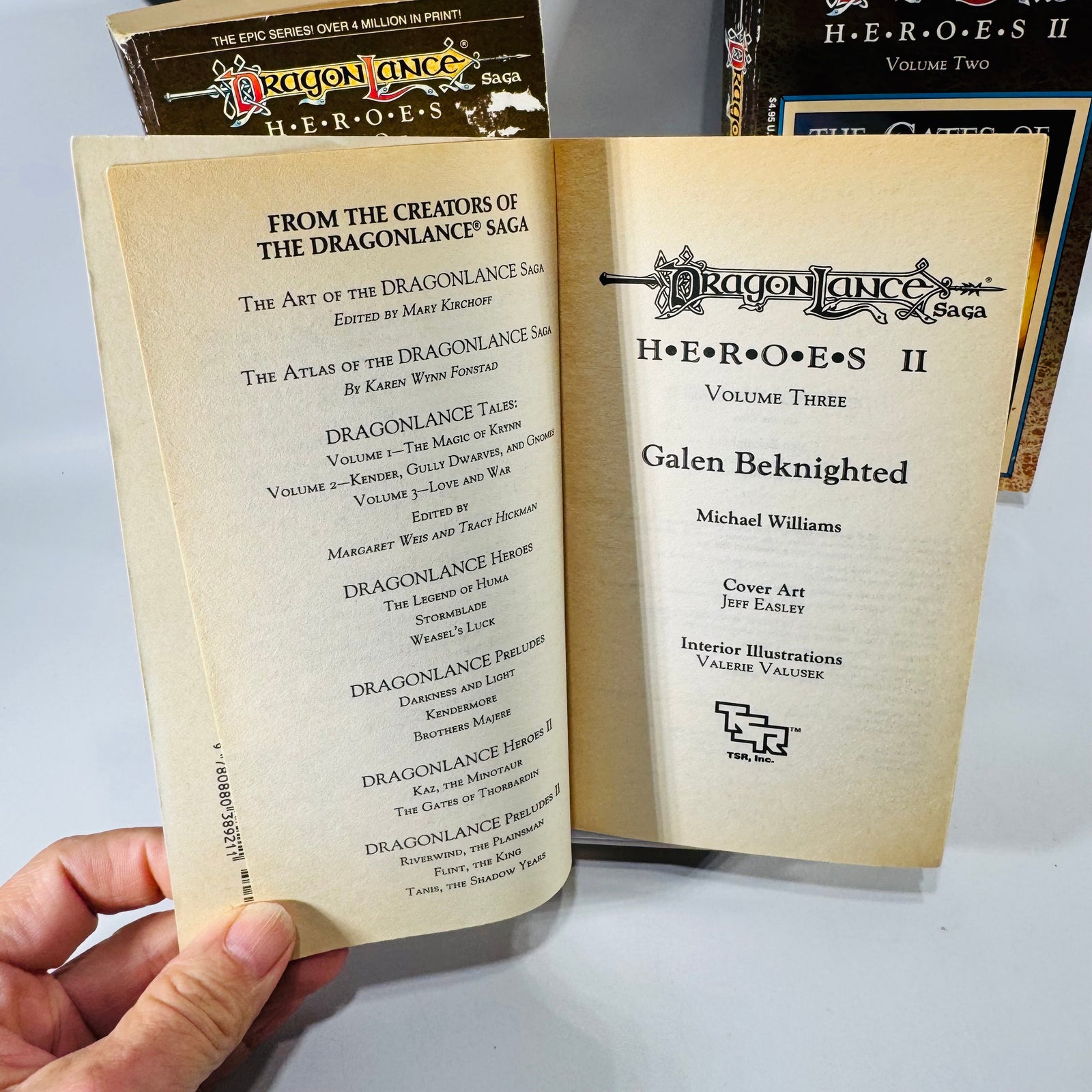 Dragonlance Heroes Paperback Book Bundle — The Legend of Huma, The Gates of Thorbardin, Galen Beknighted Richard A. Knaak, Dan Parkinson, Michael Williams | TSR | 1988–1990