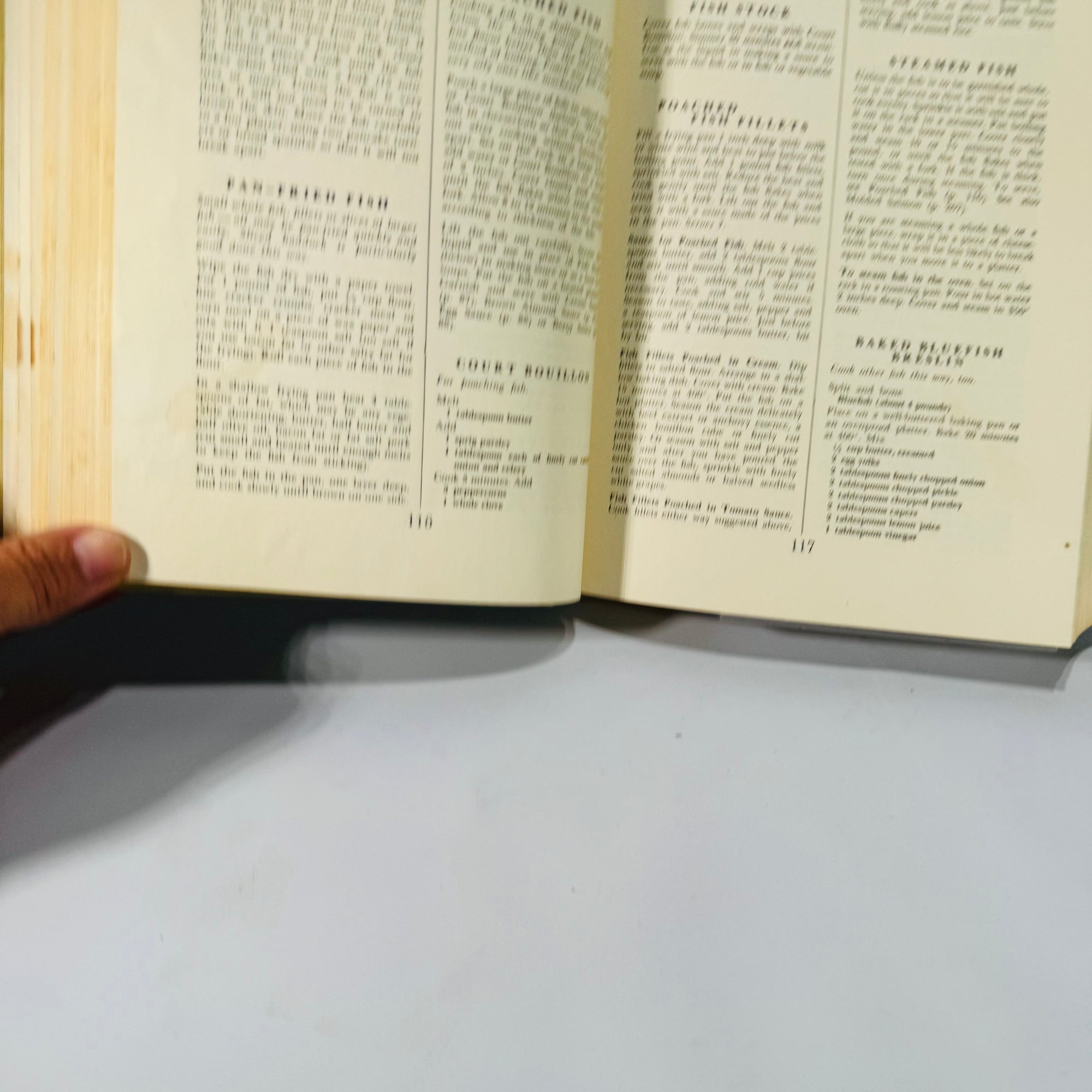 Essential Vintage Cookbook — The Boston Cooking School Cookbook (c. 1959, Tenth Edition) — Fannie Merritt Farmer / Wilma Lord Perkins | Illustrated Reference, Cookbook / Culinary Arts