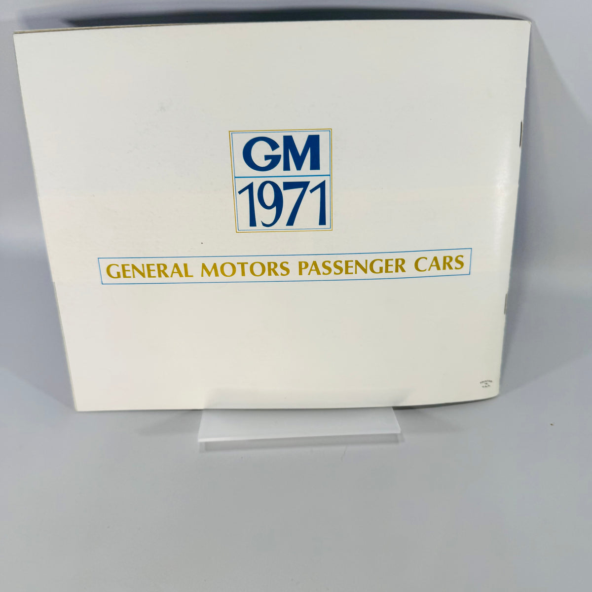 GM 1971 Passenger Cars Brochure — Chevrolet, Pontiac, Oldsmobile, Buick-Opel, Cadillac General Motors | 1971