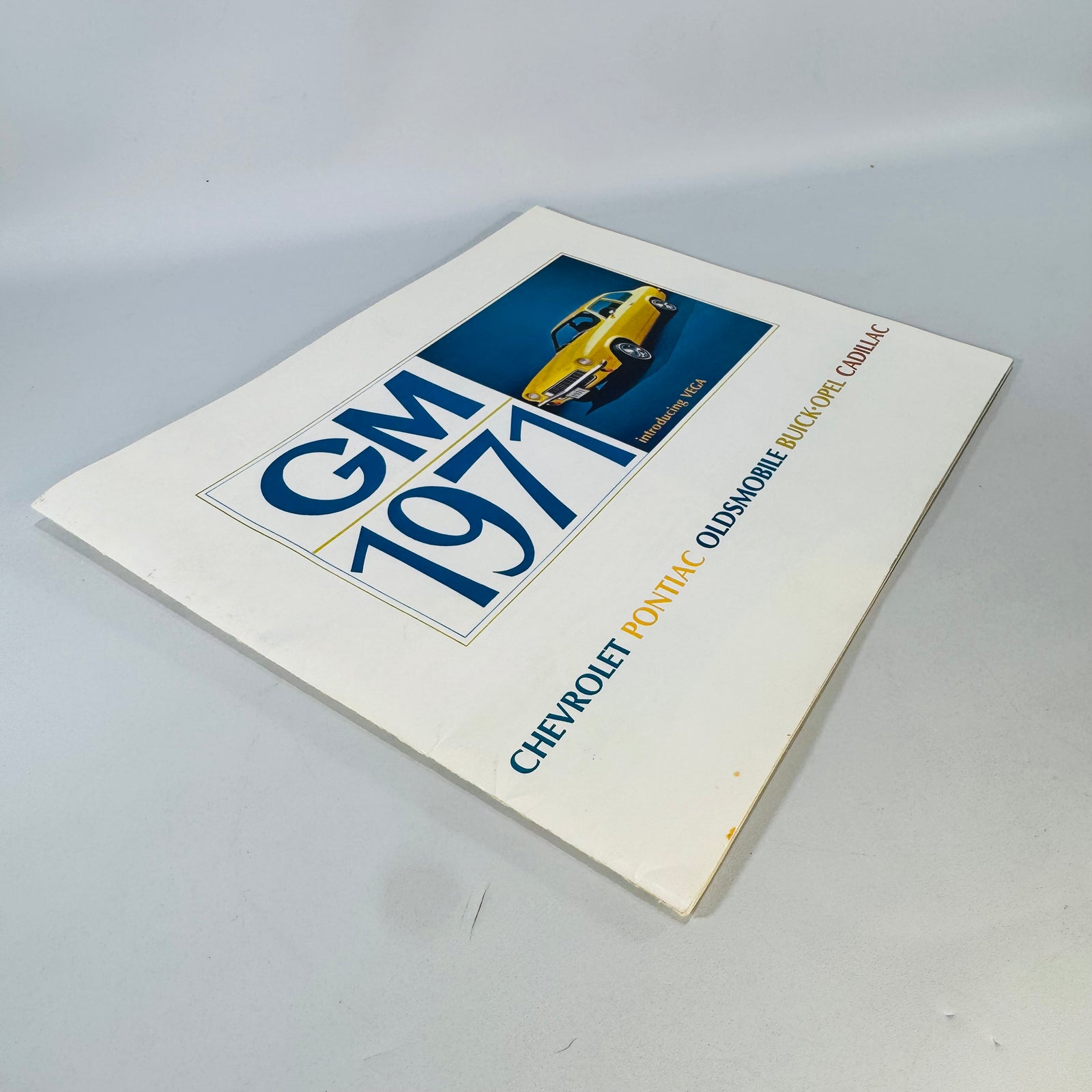 GM 1971 Passenger Cars Brochure — Chevrolet, Pontiac, Oldsmobile, Buick-Opel, Cadillac General Motors | 1971