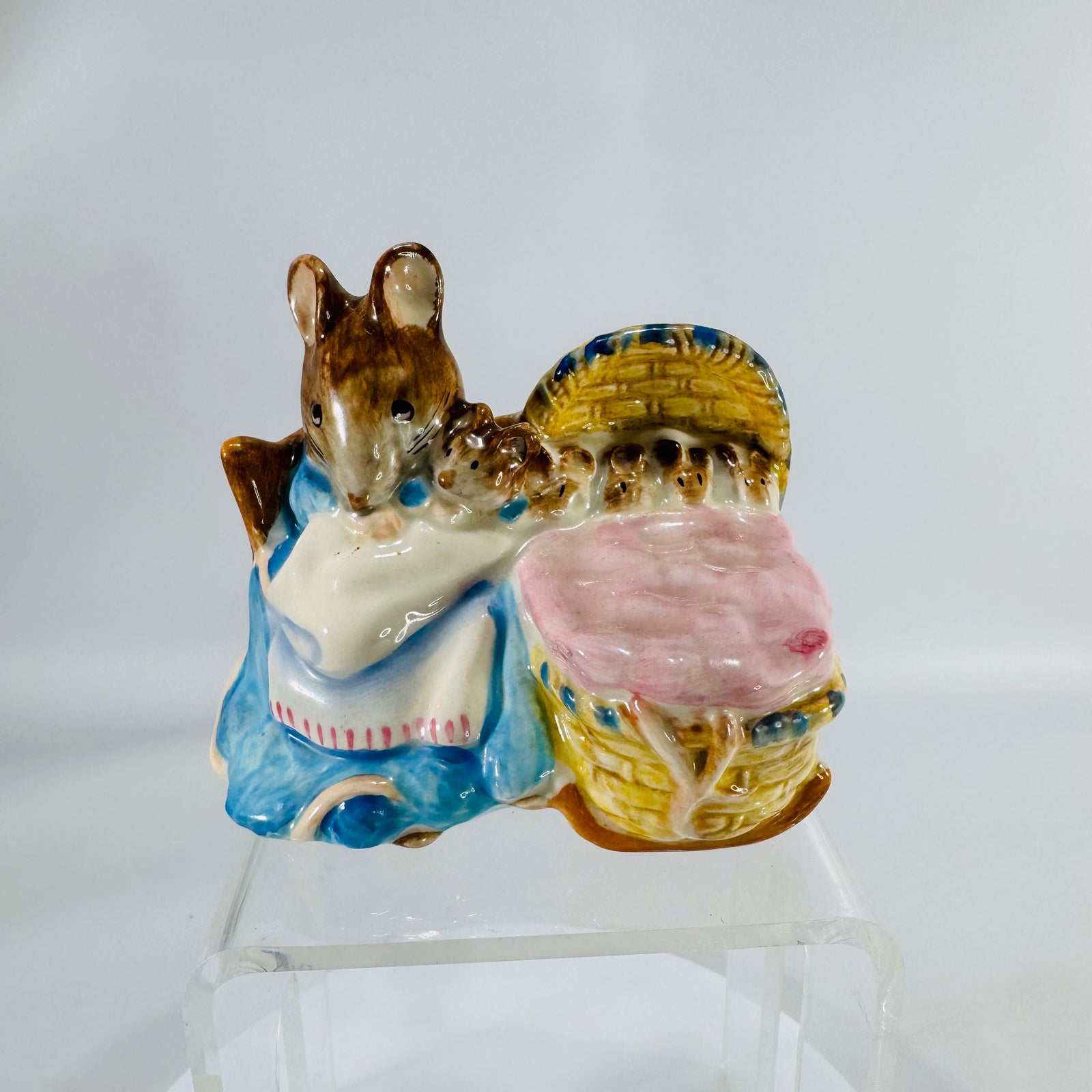 Beswick “Hunca Munca with Cradle” Figurine – Beatrix Potter | Vintage English Pottery (1951 Copyright)