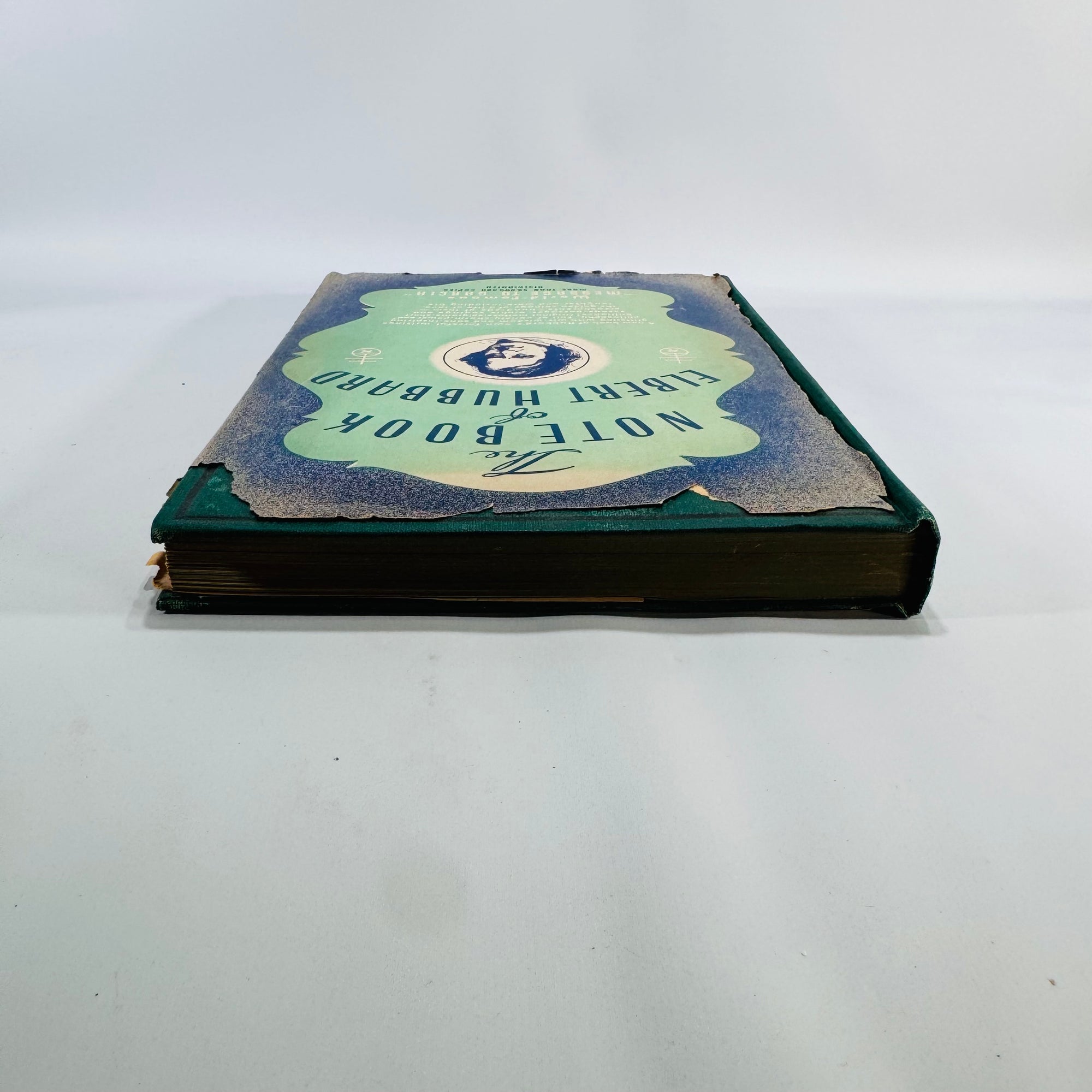 Arts & Crafts Essays — The Note Book of Elbert Hubbard (1927) — Wm. H. Wise & Co. | Decorative Plates, Aphorisms, Arts & Crafts