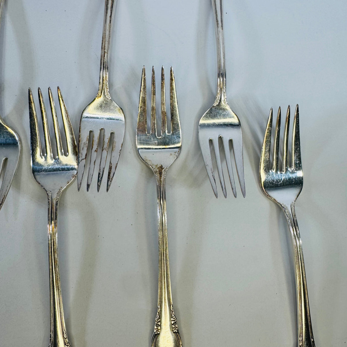 1847 Rogers Bros Remembrance Luncheon Forks | Set of 8 Silverplate Flatware