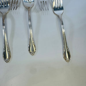1847 Rogers Bros Remembrance Luncheon Forks | Set of 8 Silverplate Flatware