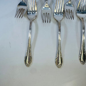 1847 Rogers Bros Remembrance Luncheon Forks | Set of 8 Silverplate Flatware
