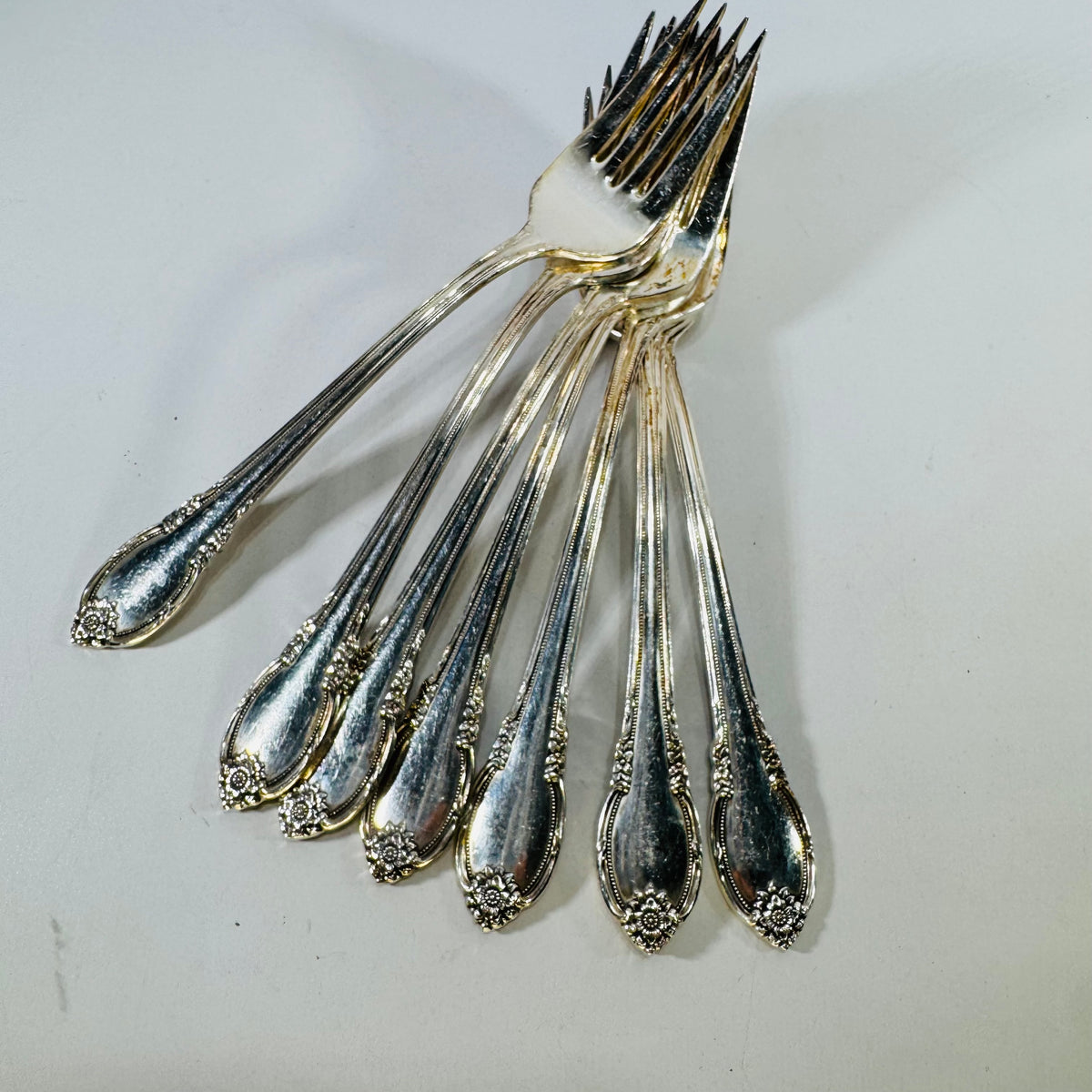 1847 Rogers Bros Remembrance Luncheon Forks | Set of 8 Silverplate Flatware