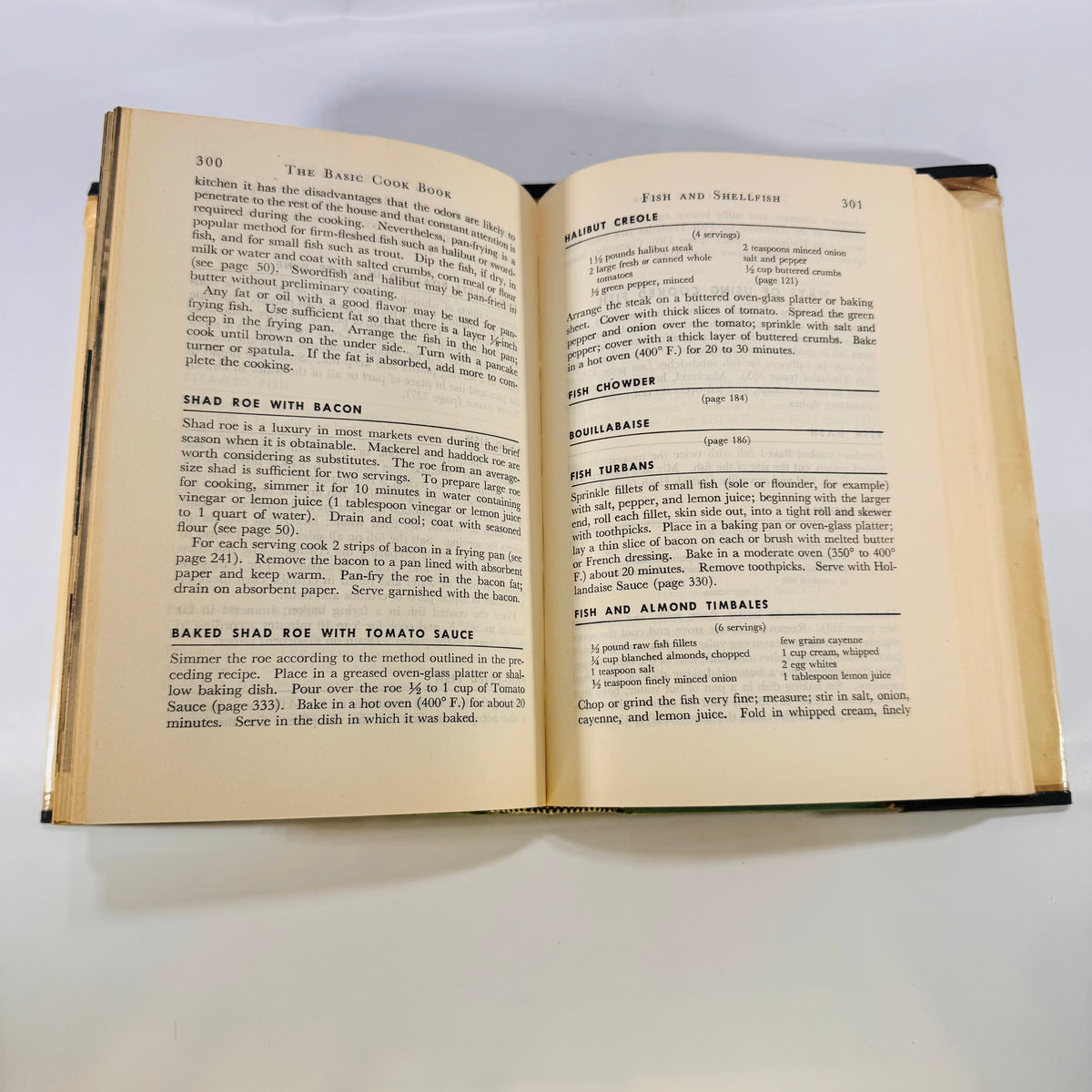 The Basic Cook Book by Marjorie Hesseltine & Ula M. Dow (1947), Houghton Mifflin Company