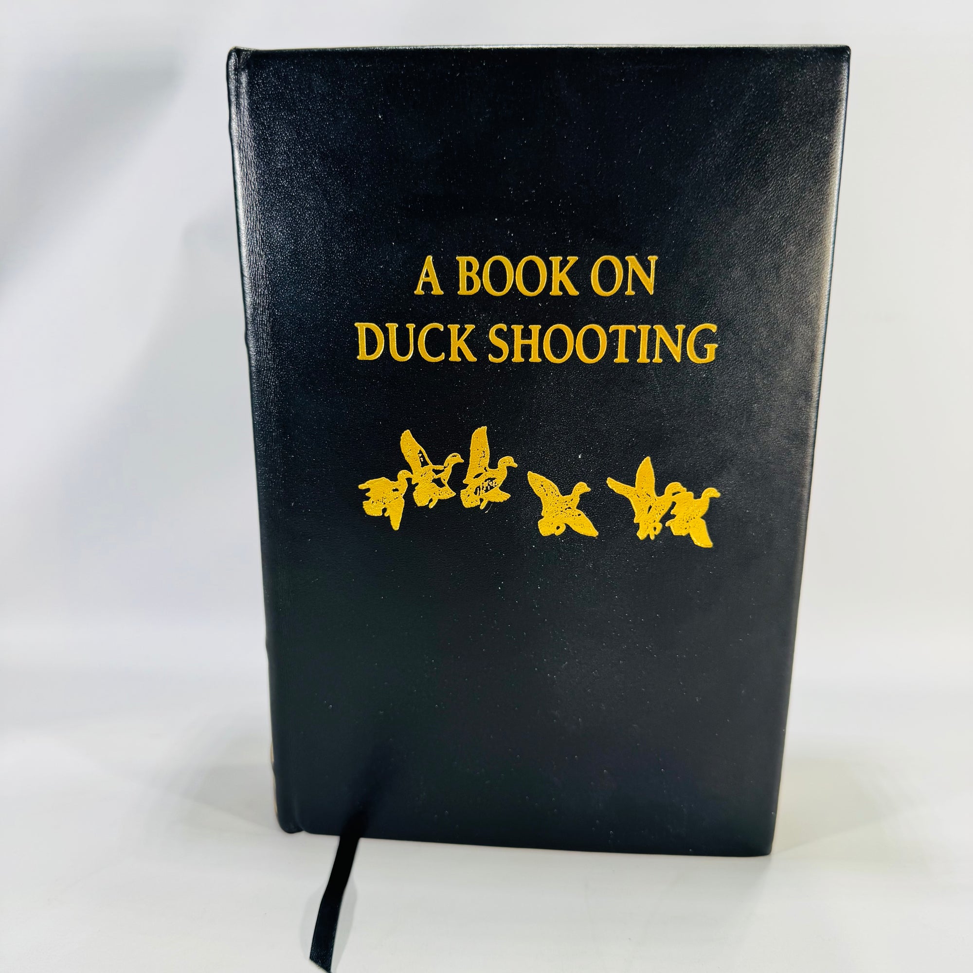 A Book on Duck Shooting (1982 Limited Edition) — Van Campen Heilner | Numbered, Ribbon & Gilt Edges, Hunting & Fishing / Waterfowl