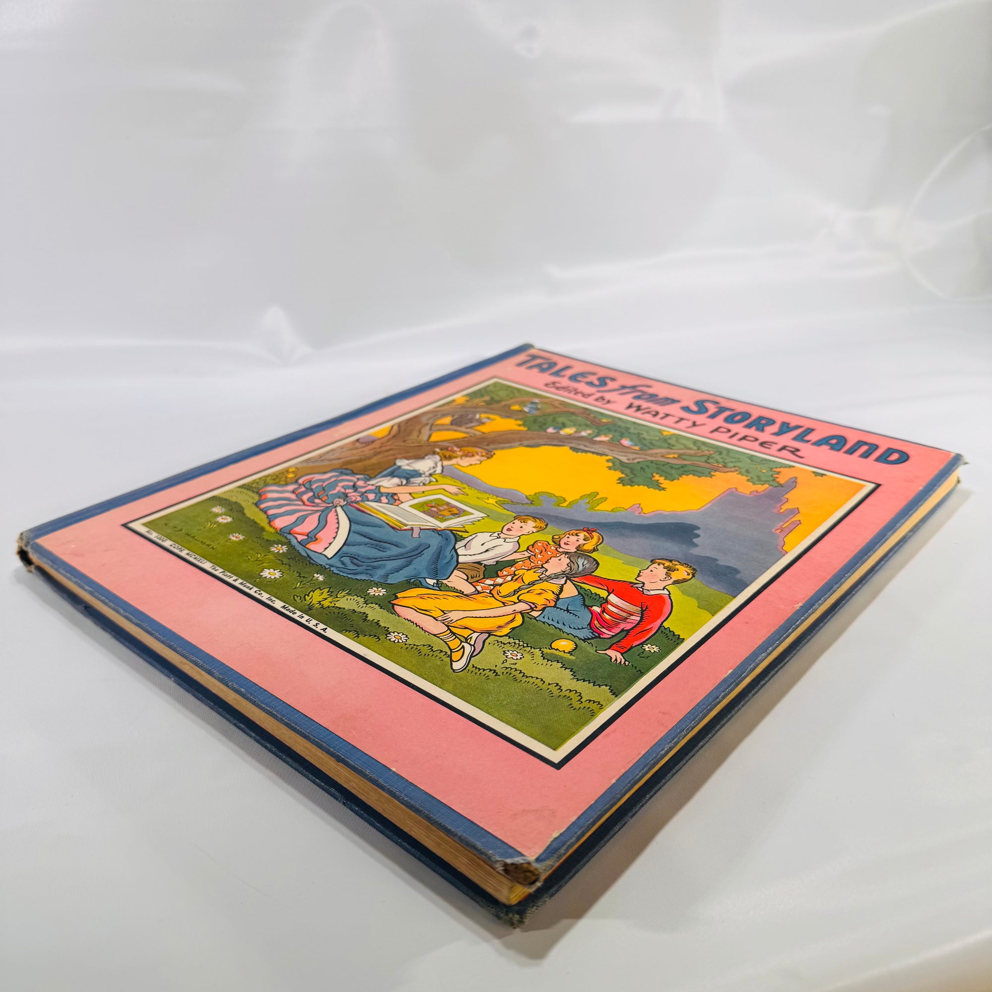 Tales from Storyland Edited by Watty Piper, Illustrated by George and Doris Hauman (1941) - Hardcover