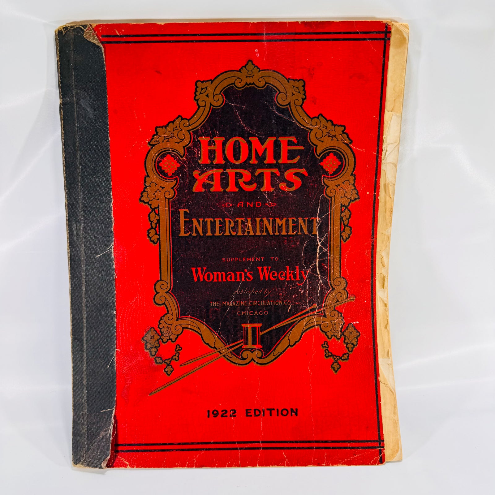 Home Arts and Entertainment: A Supplement to Woman's Weekly (1922) – Oversized Softcover