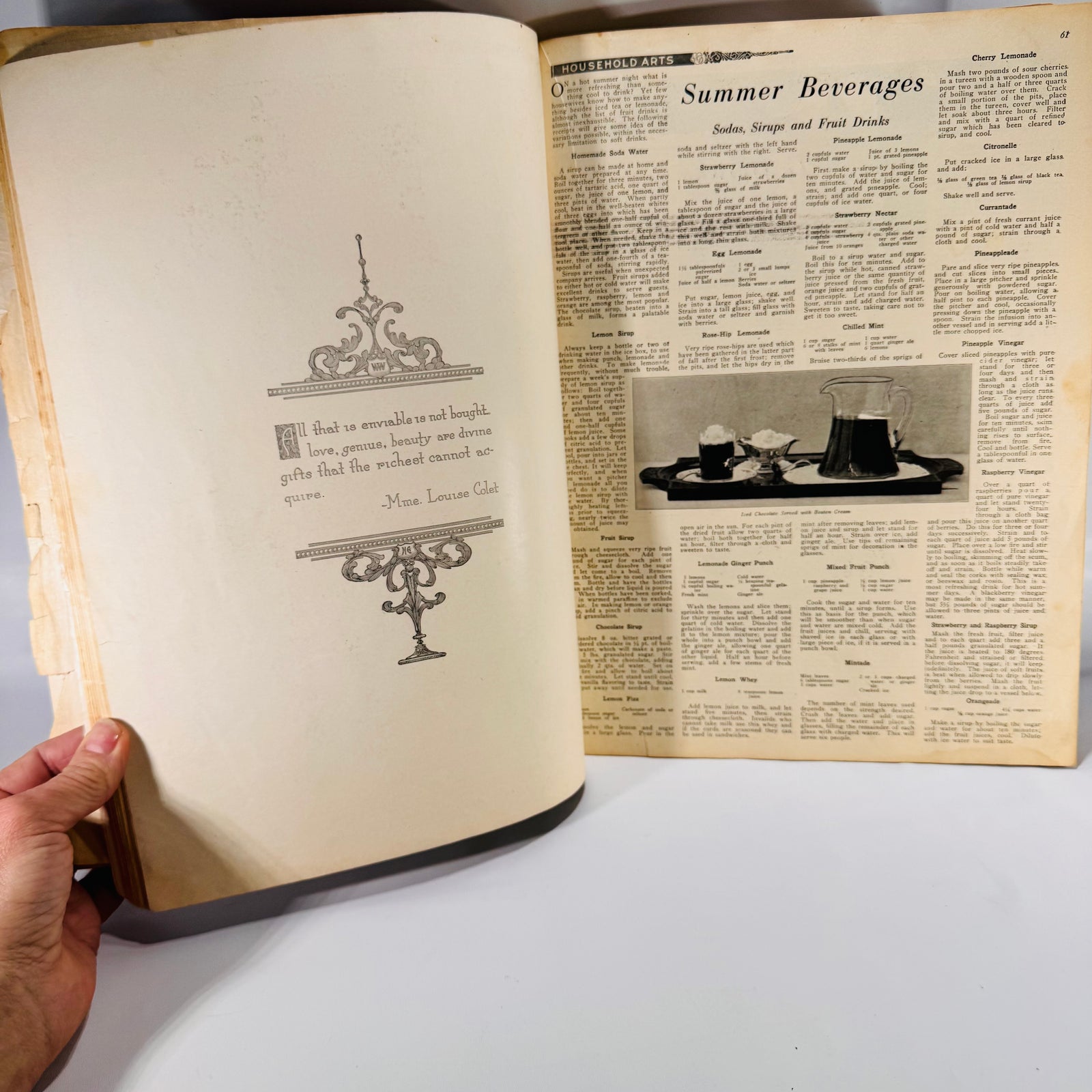 Home Arts and Entertainment: A Supplement to Woman's Weekly (1922) – Oversized Softcover