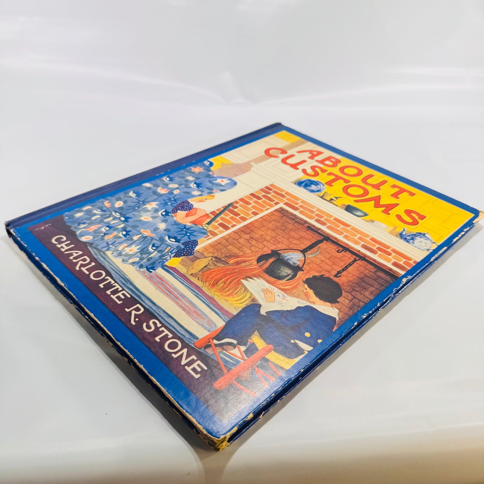 About Customs by Kathryn Heisenfelt illustrated by Charlotte R. Stone (1938), Grosset & Dunlap Publishers, Hardcover