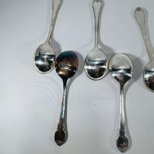 Vintage 1847 Rogers Bros Remembrance Silverplate Soup Spoon Set of 8 | 1948 Floral Flatware