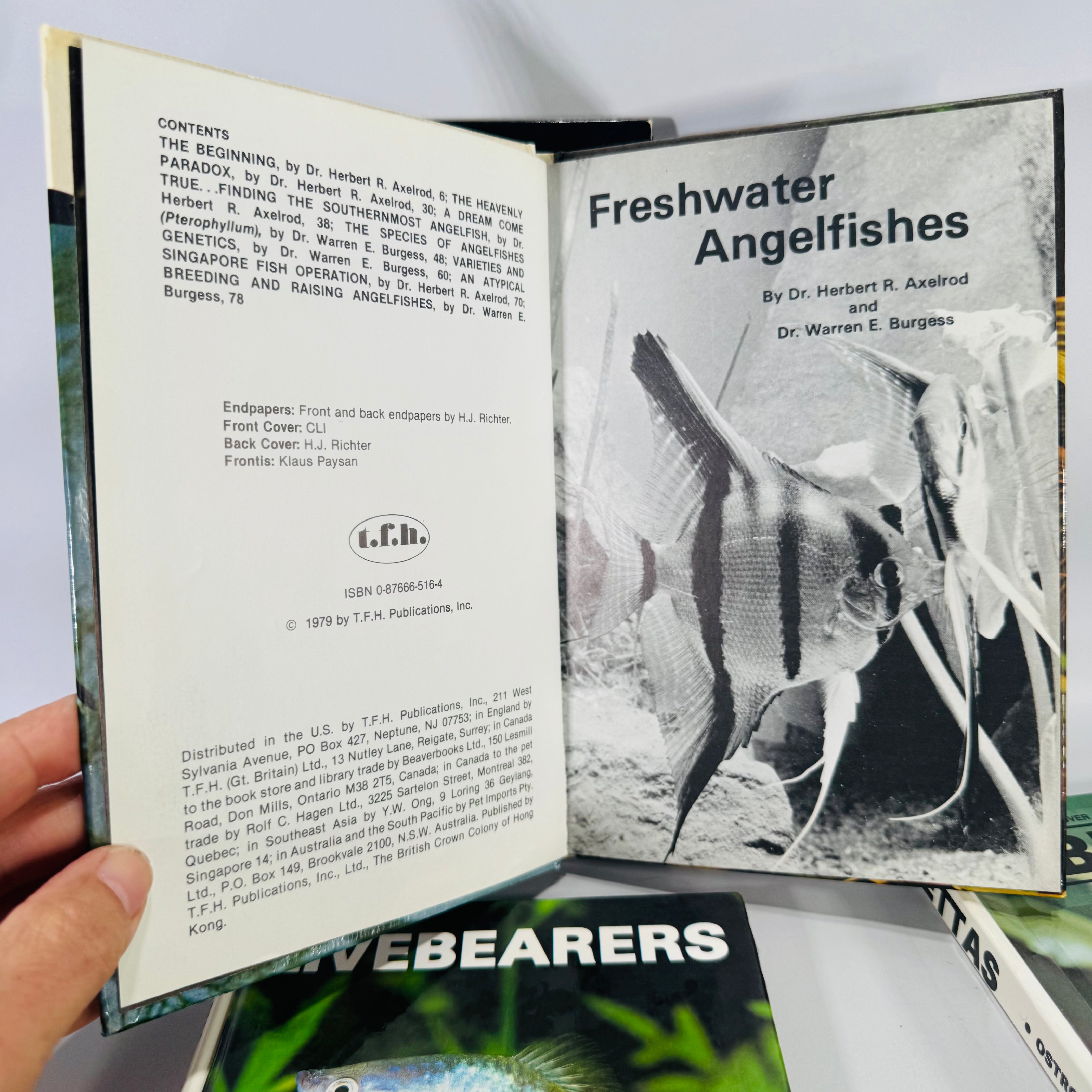Four-Book Aquarium Care Lot – TFH Publications | Vintage Fish Guides