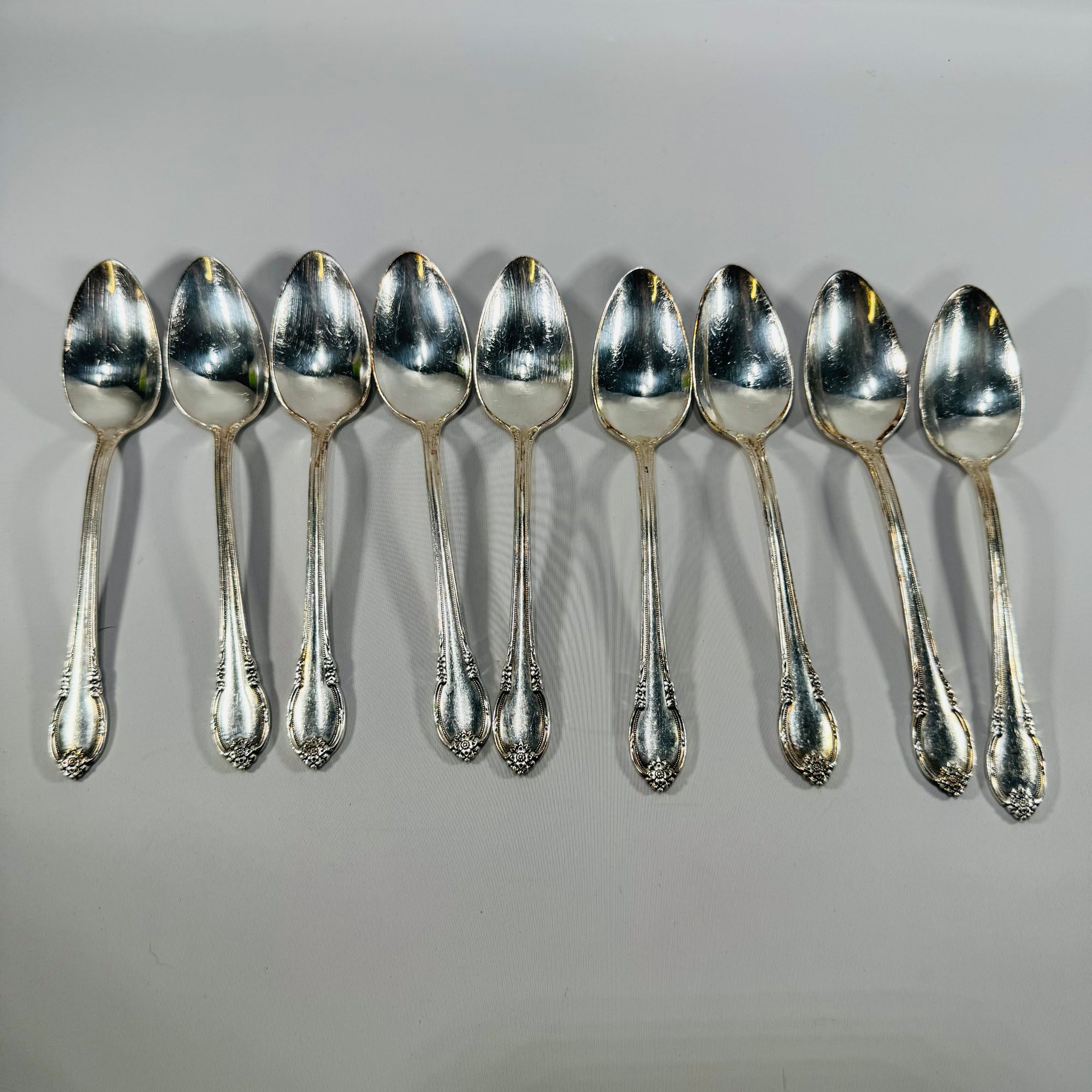 【Rogers Bros】REMEMBRANCE コーヒースプーン 8本 1847 Rogers Bros Remembrance Silverplate Spoons - Reading Vintage