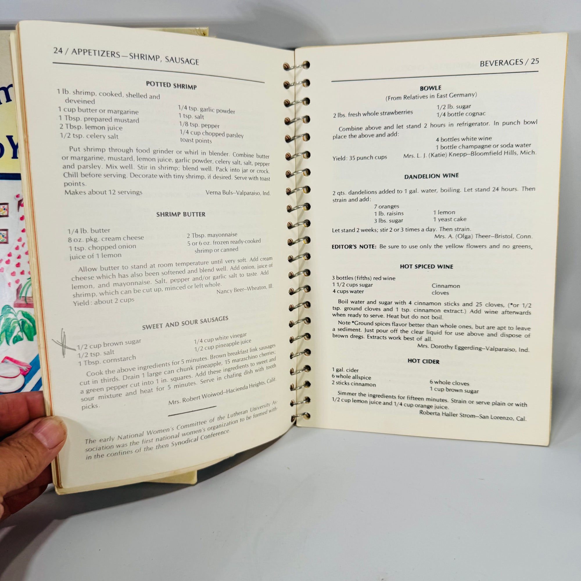 Southwest Airlines & Valparaiso University Guild Community Cookbooks (1972 & 1986) – Vintage Community Recipes Bundle