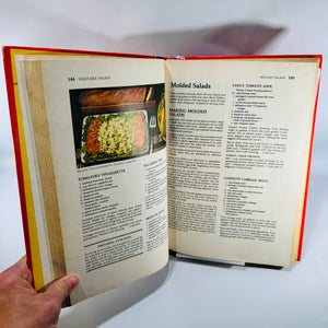Betty Crocker's Cookbook — New and Revised Edition Golden Press | 1978