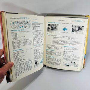 Betty Crocker's New Picture Cook Book McGraw-Hill | 1961 | First Edition Hardcover