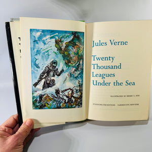 Twenty Thousand Leagues Under the Sea by Jules Verne 1956 Junior Deluxe Edition Hardcover