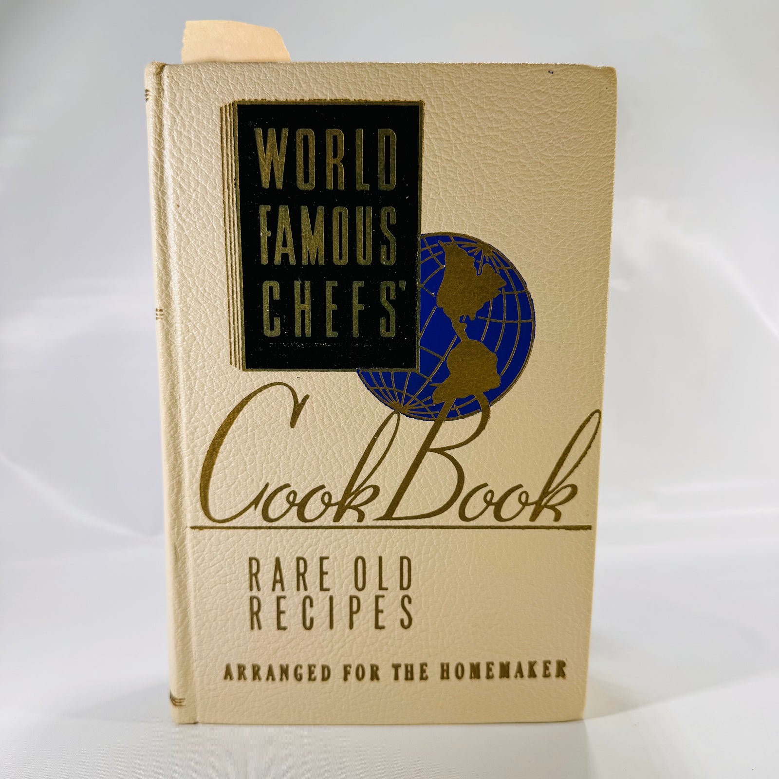 World Famous Chefs Cook Book (1956) – Rare Vintage Recipes from Grand Hotels & Steamships