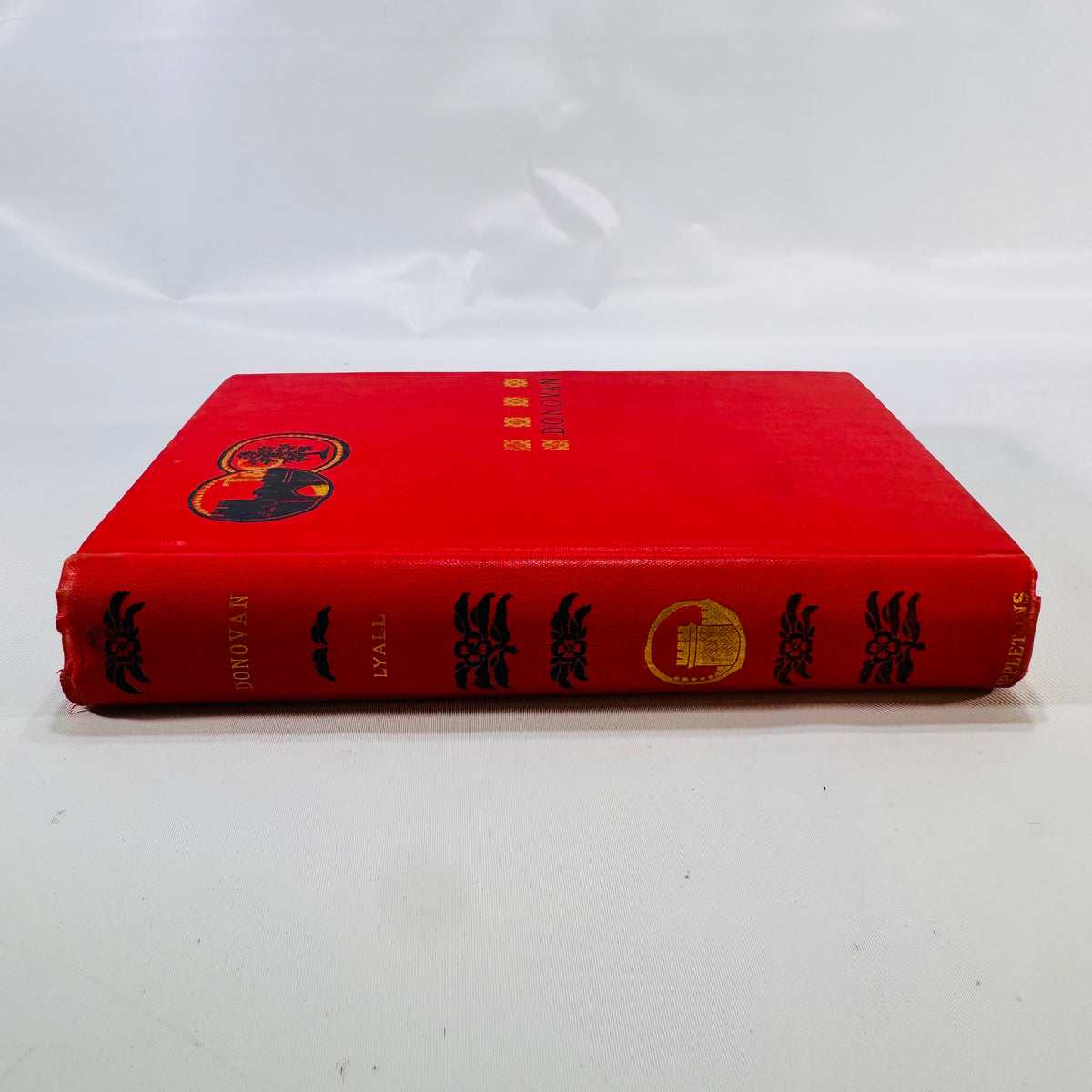 Donovan: A Modern Englishman – A Novel of Love, Art, and Social Boundaries (1899) by Edna Lyall