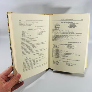 Mennonite Community Cookbook Mary Emma Showalter Hardcover 1988 Vintage Recipe Book