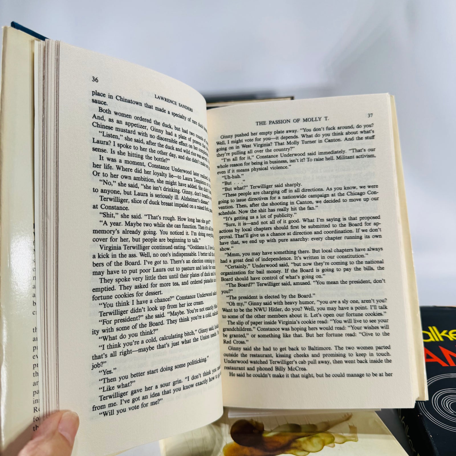 Thriller Book Bundle – Ludlum & Cook | Vintage Suspense 1980s