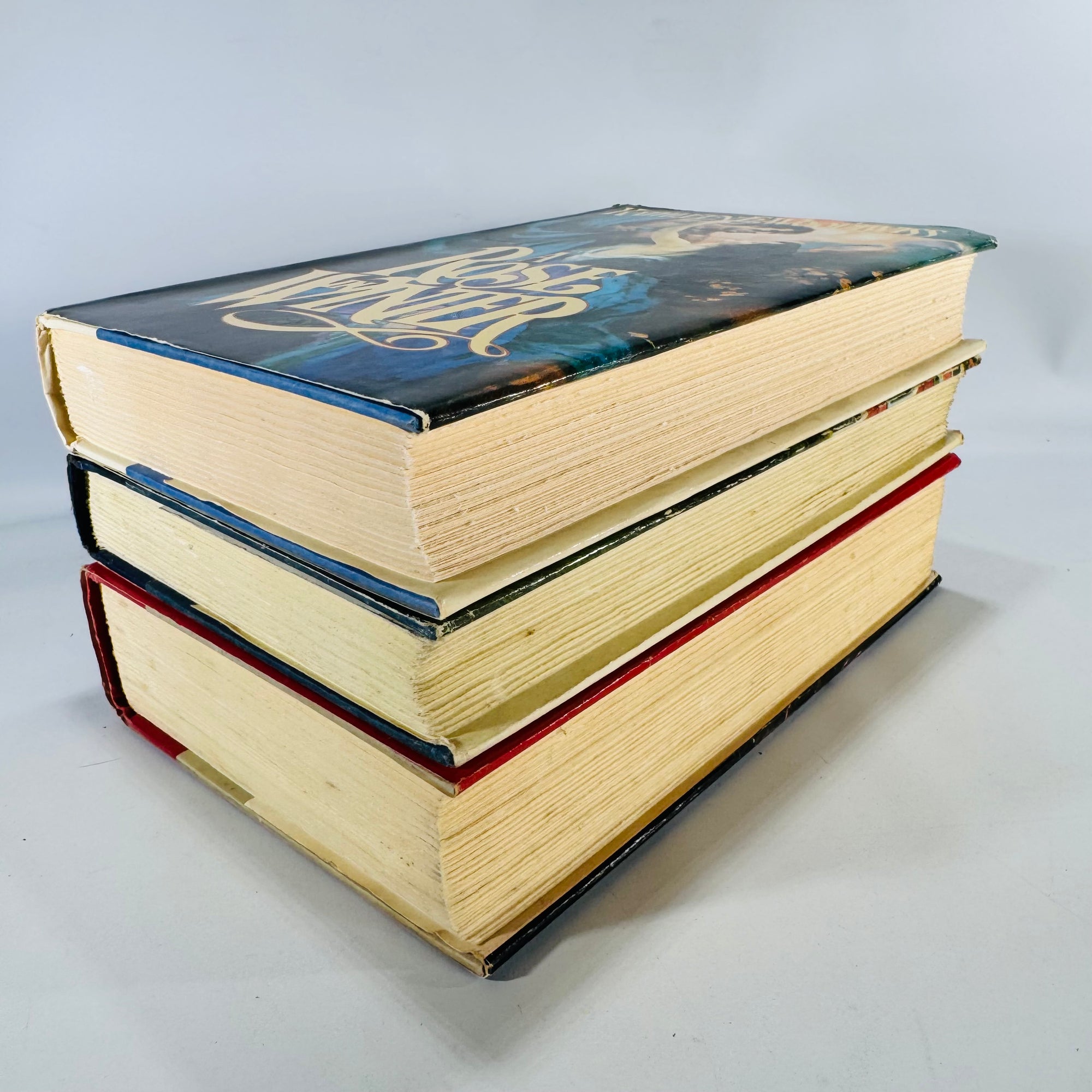 Victorian Romance & Gothic Book Bundle — The Landower Legacy, Wild Swan, A Rose in Winter (1982–1984) — Holt, De Blasis, Woodiwis