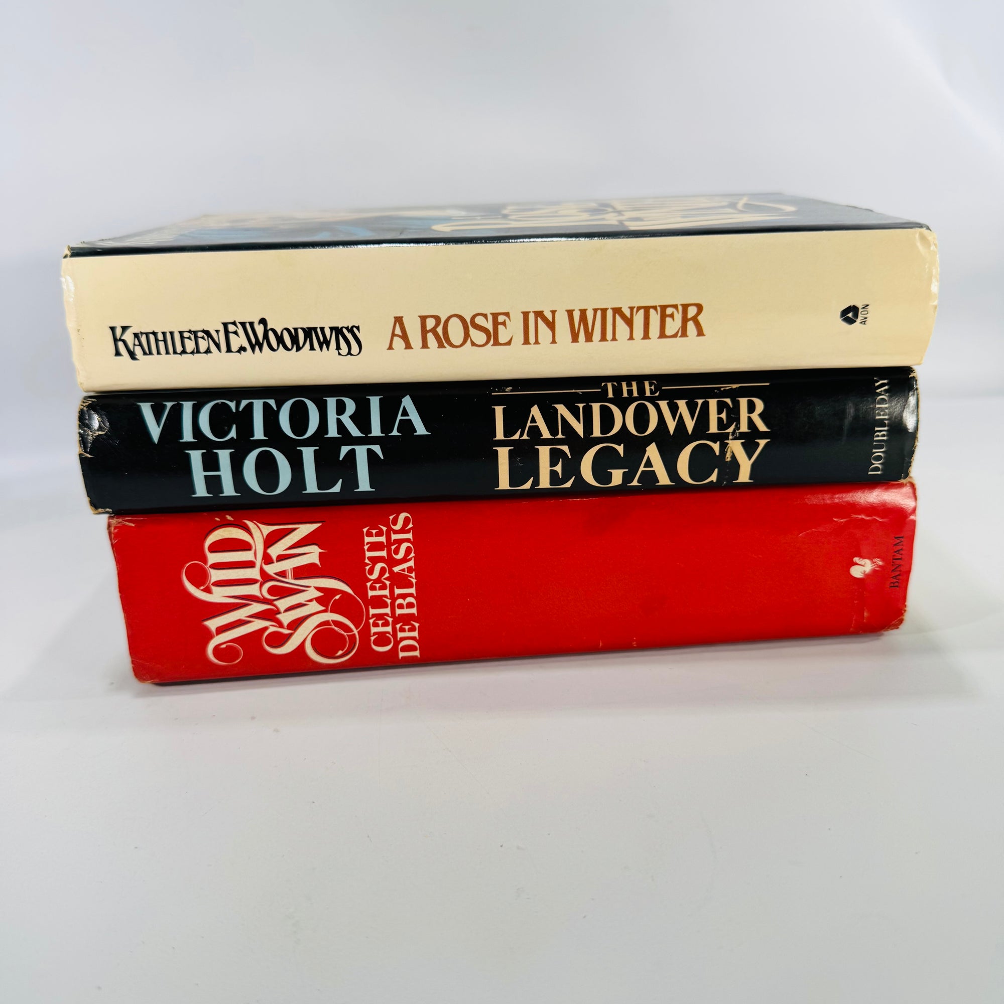 Victorian Romance & Gothic Book Bundle — The Landower Legacy, Wild Swan, A Rose in Winter (1982–1984) — Holt, De Blasis, Woodiwis