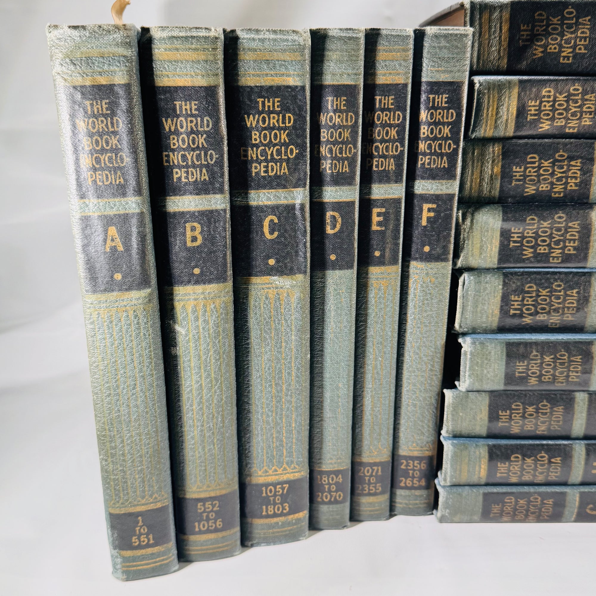 The Hungarian Reformed Church Dorcas Guild Cook Book recipes submitted from members of Hungarian Reformed Church of Allen Park Michigan 1973