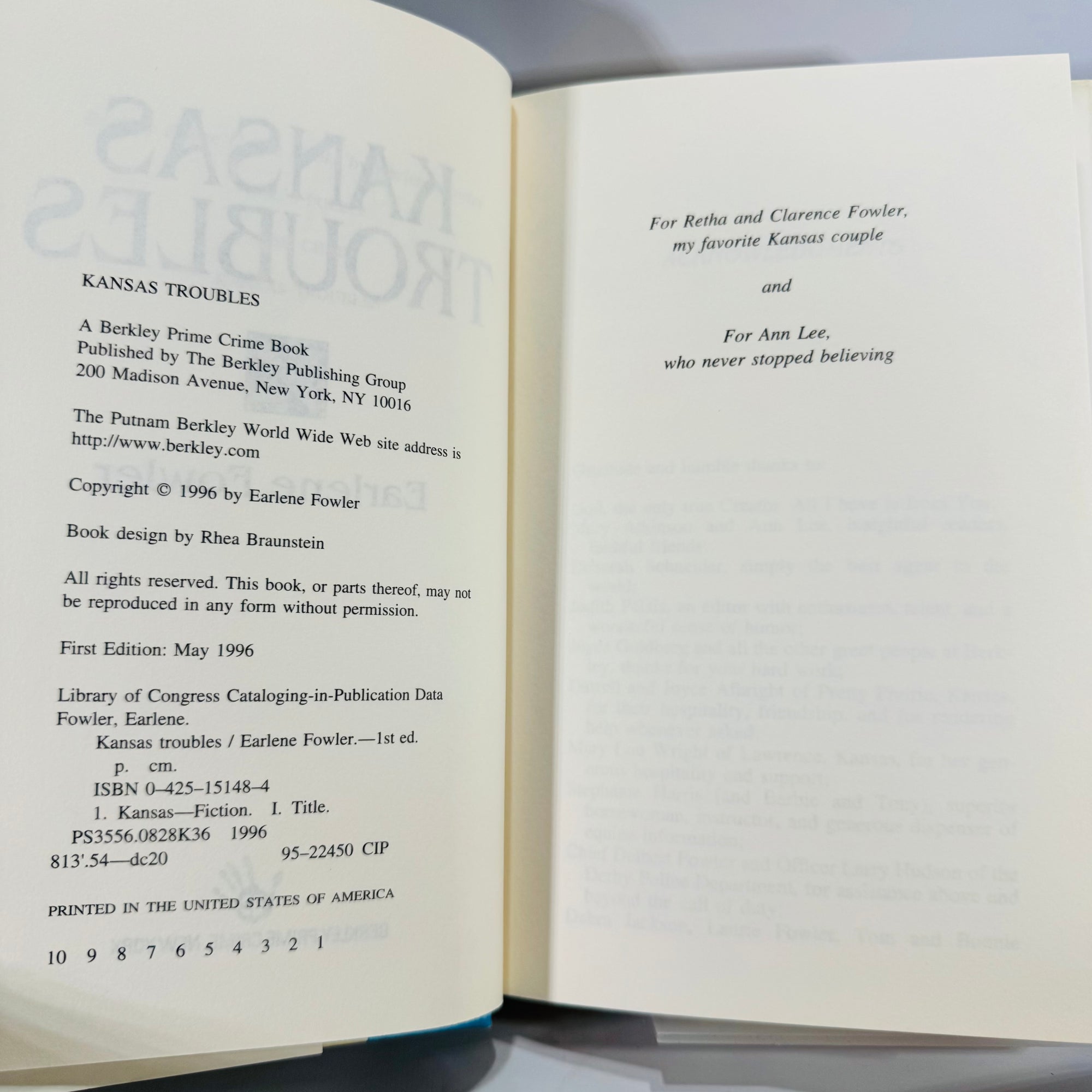 Benni Harper Cozy Mystery Set (1994–1997) — Earlene Fowler | 4 First Editions, Quilt-Themed, Cozy Mystery