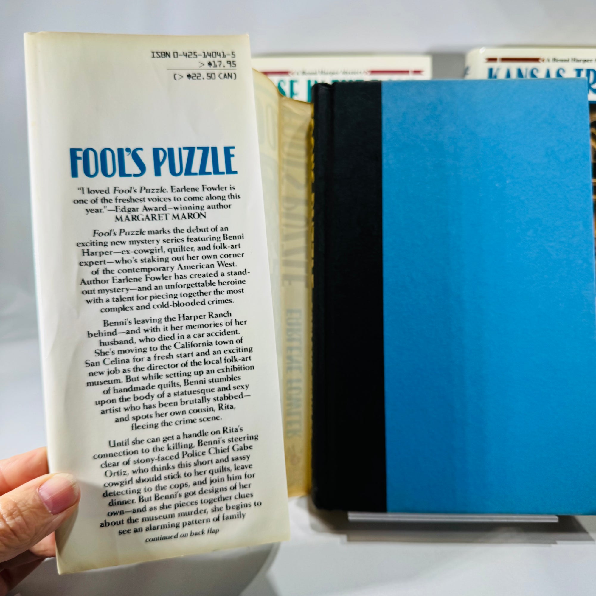 Benni Harper Cozy Mystery Set (1994–1997) — Earlene Fowler | 4 First Editions, Quilt-Themed, Cozy Mystery