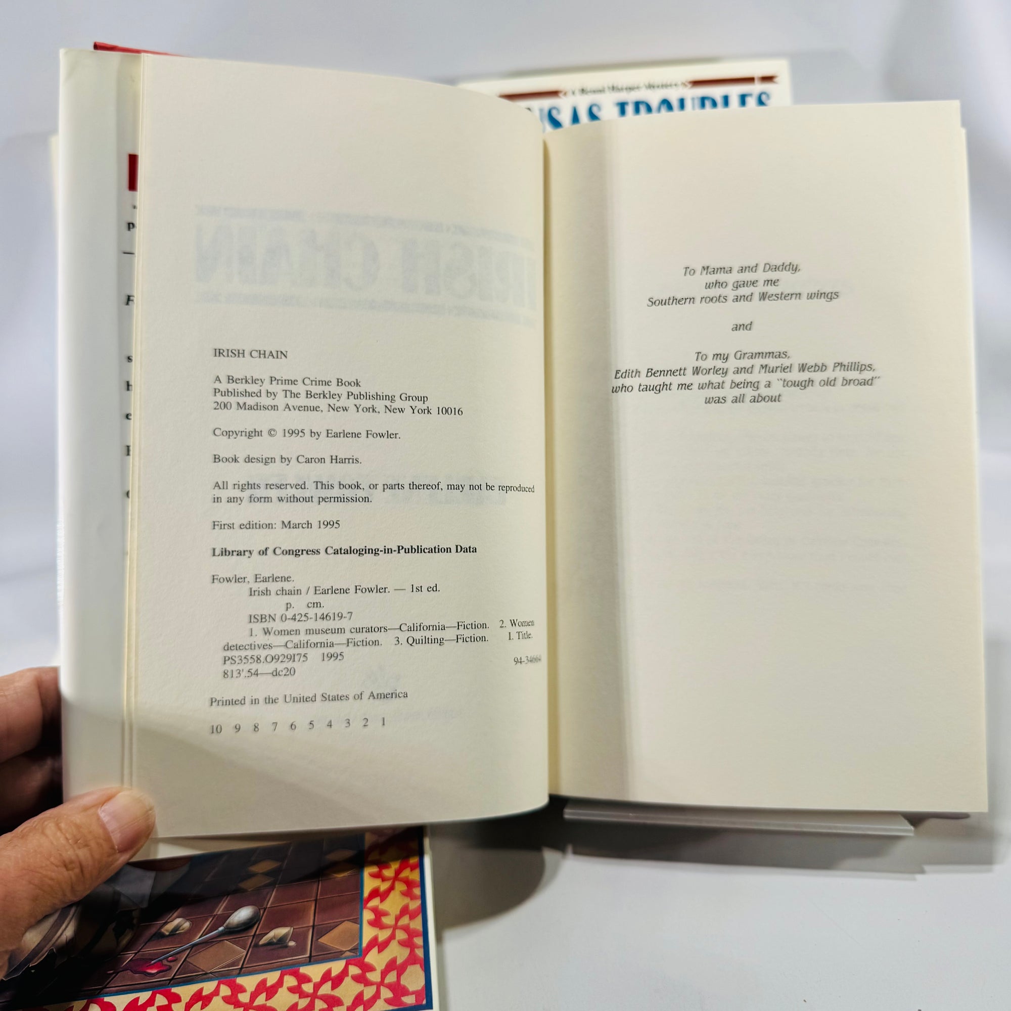 Benni Harper Cozy Mystery Set (1994–1997) — Earlene Fowler | 4 First Editions, Quilt-Themed, Cozy Mystery