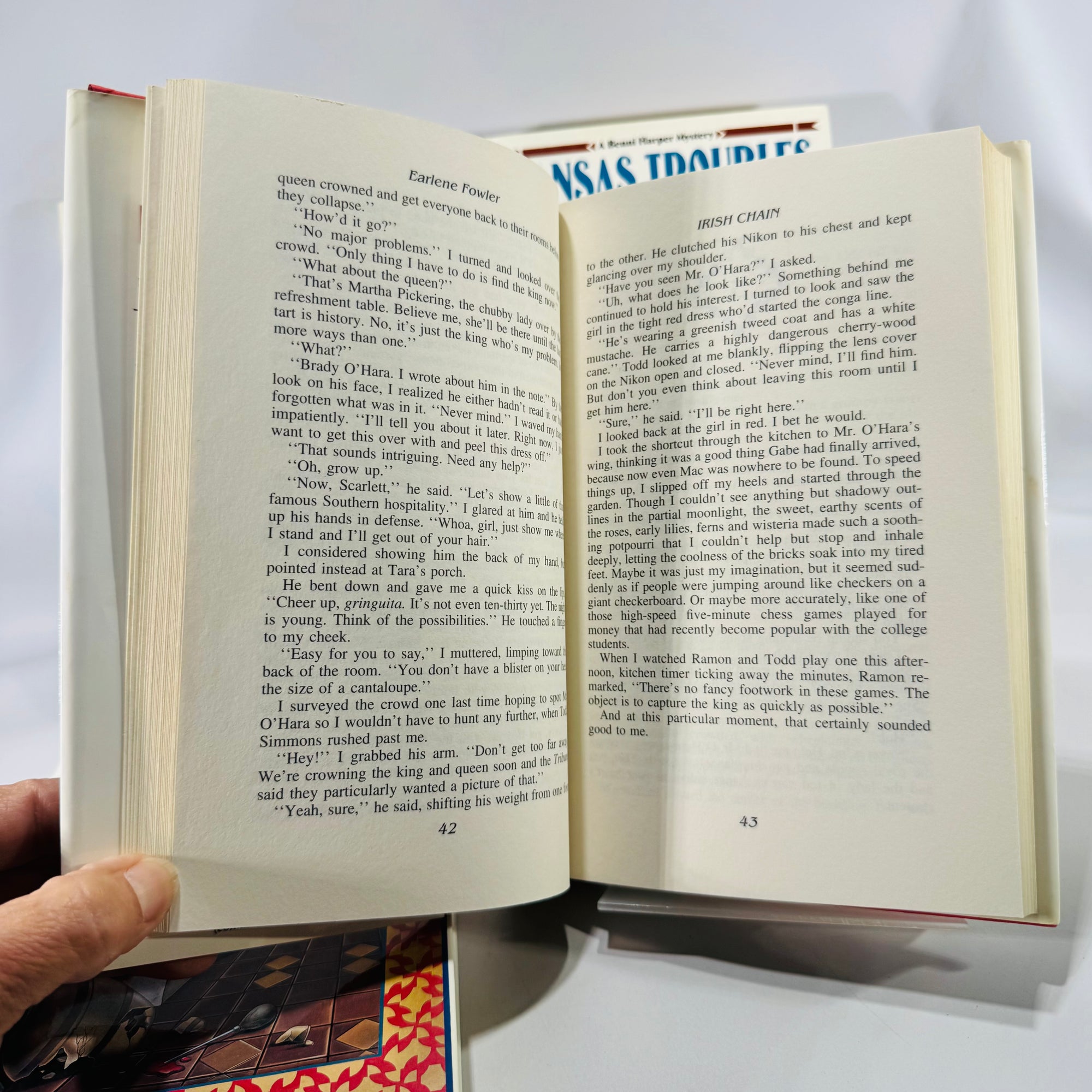 Benni Harper Cozy Mystery Set (1994–1997) — Earlene Fowler | 4 First Editions, Quilt-Themed, Cozy Mystery