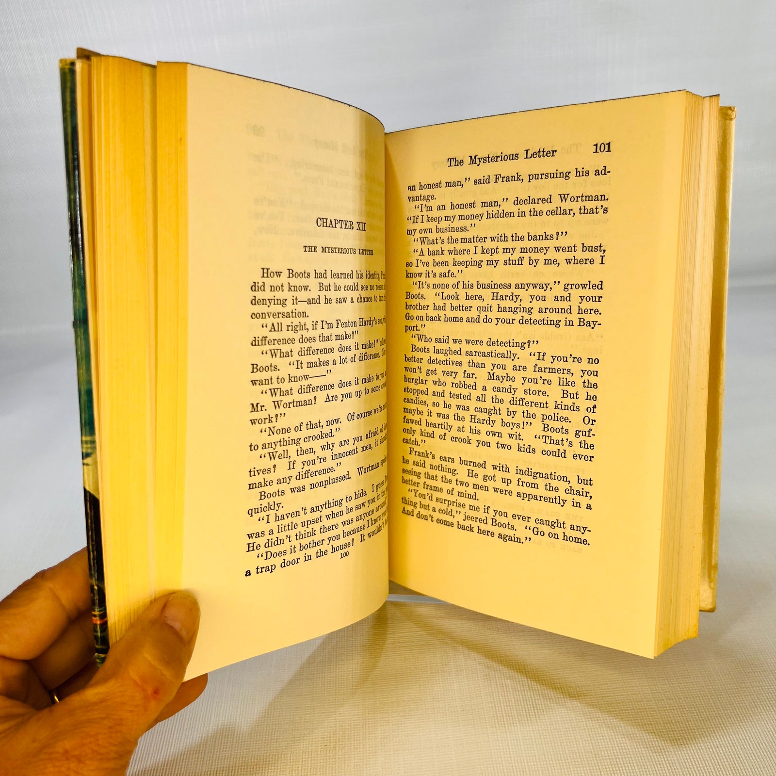 Chapter XII opening, The Mysterious Letter, The Flickering Torch Mystery 1943